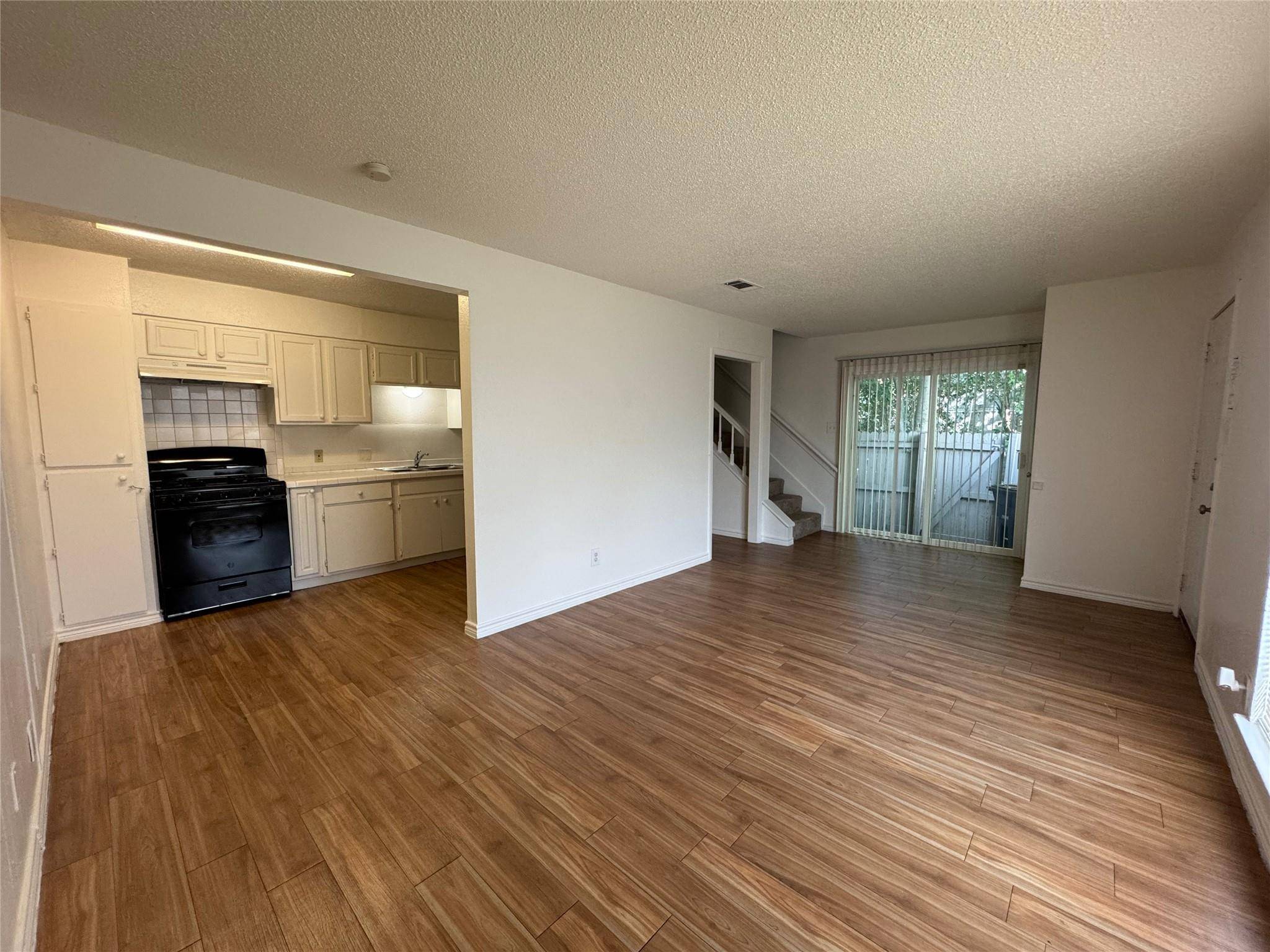 4810 West Wind TRL #101, Austin, TX 78745