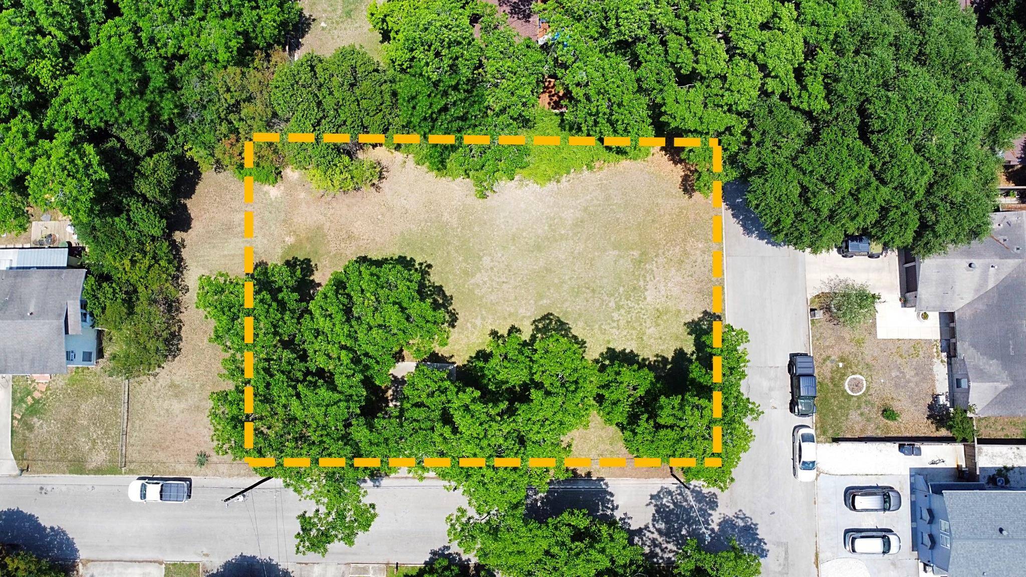 922 Booneville Ave, New Braunfels, TX 78130
