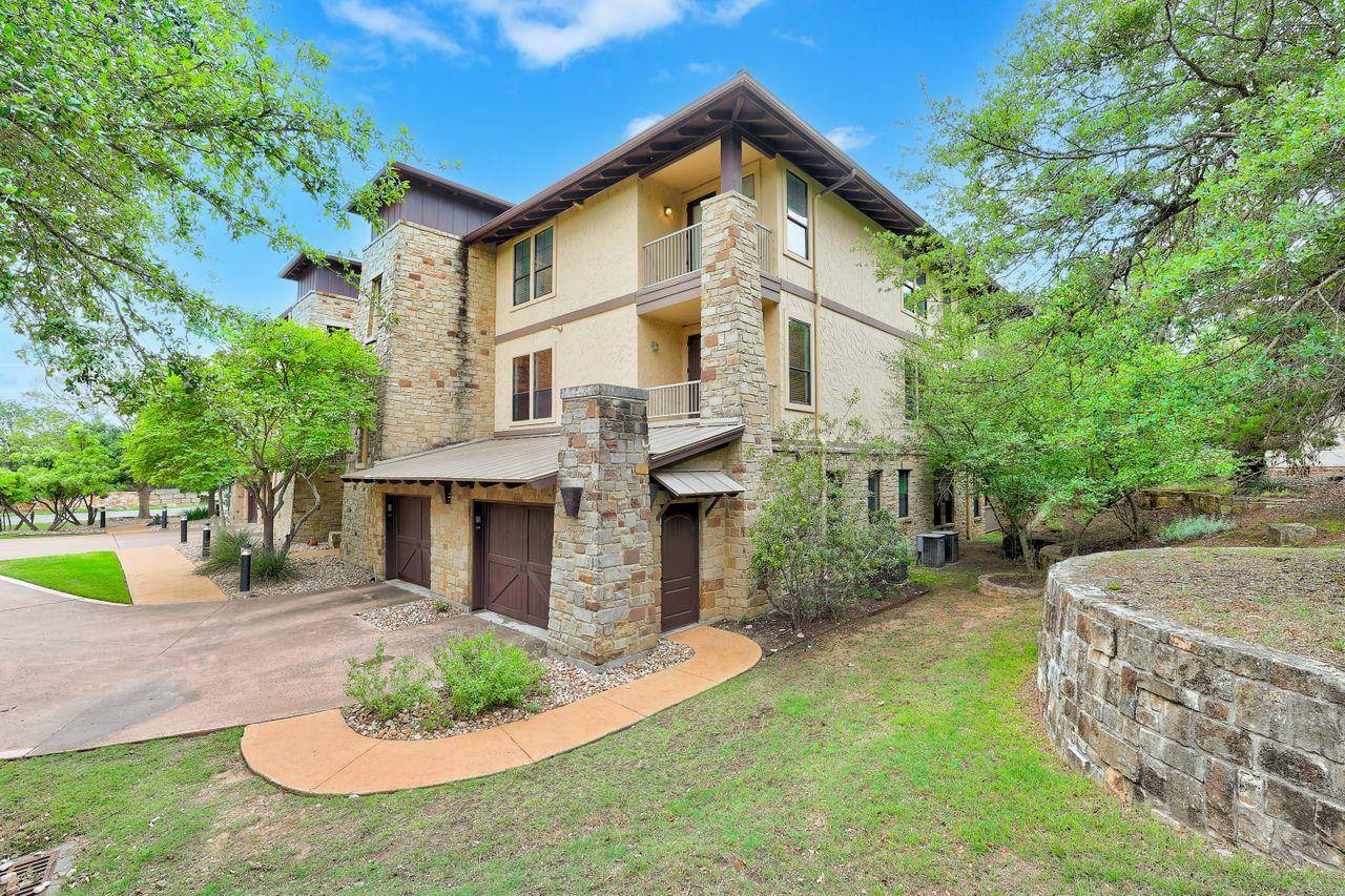6712 Lantern View DR #303, Jonestown, TX 78645