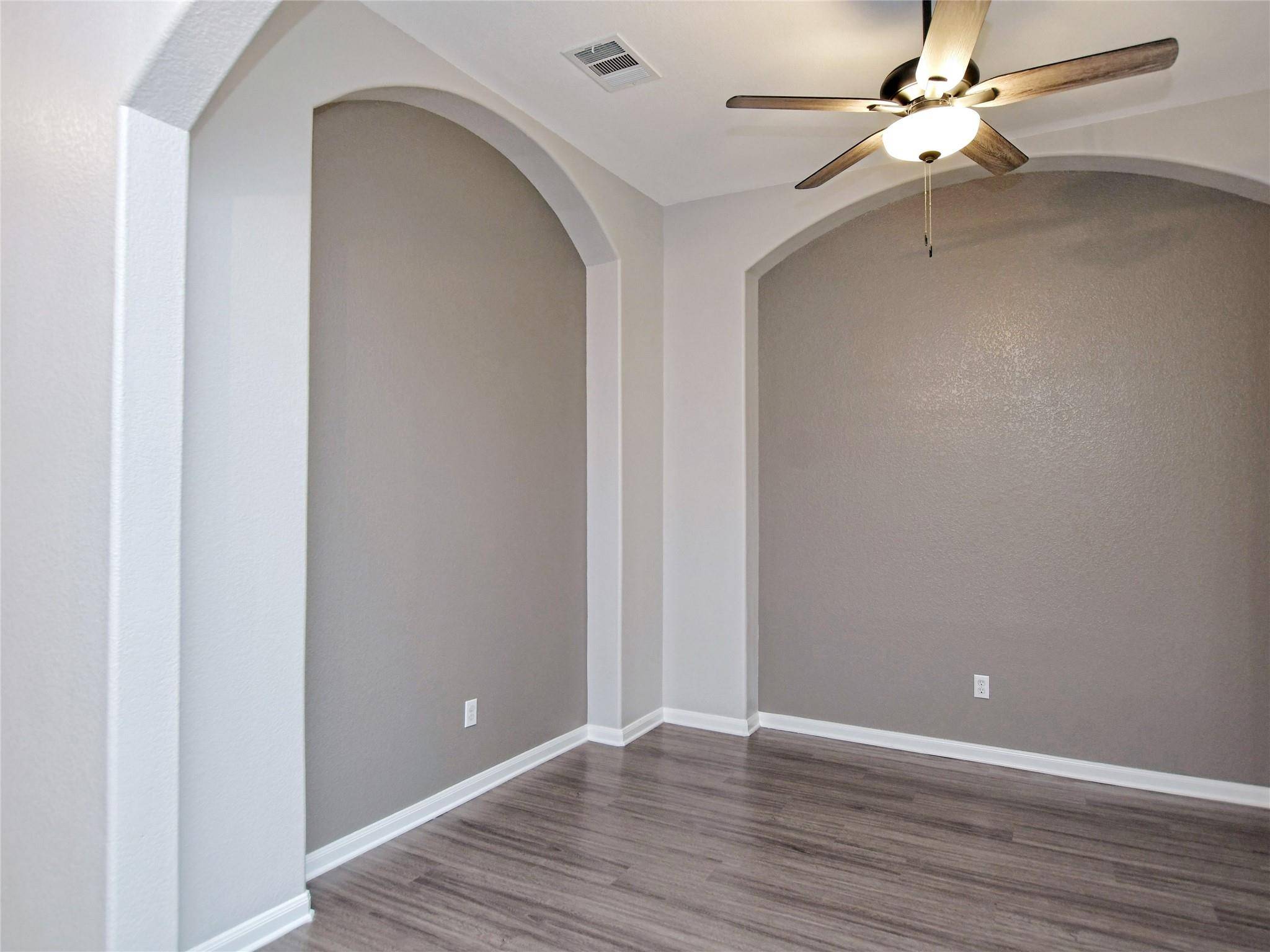 913 Old Wick Castle WAY, Pflugerville, TX 78660