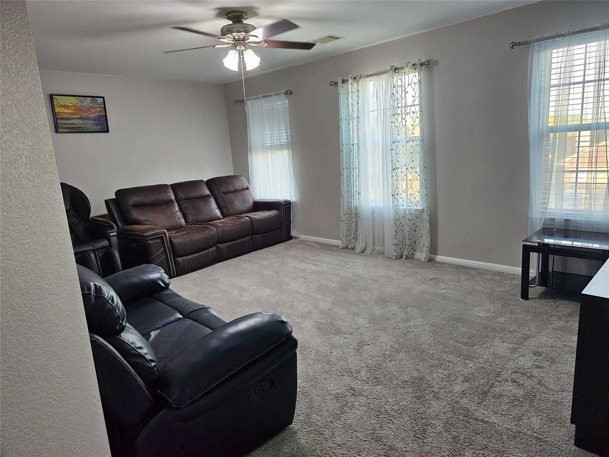 2745 Kickapoo Cavern DR, Pflugerville, TX 78660