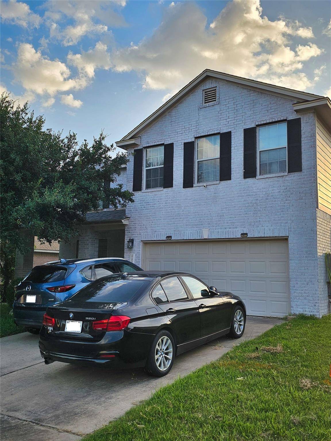 2745 Kickapoo Cavern DR, Pflugerville, TX 78660
