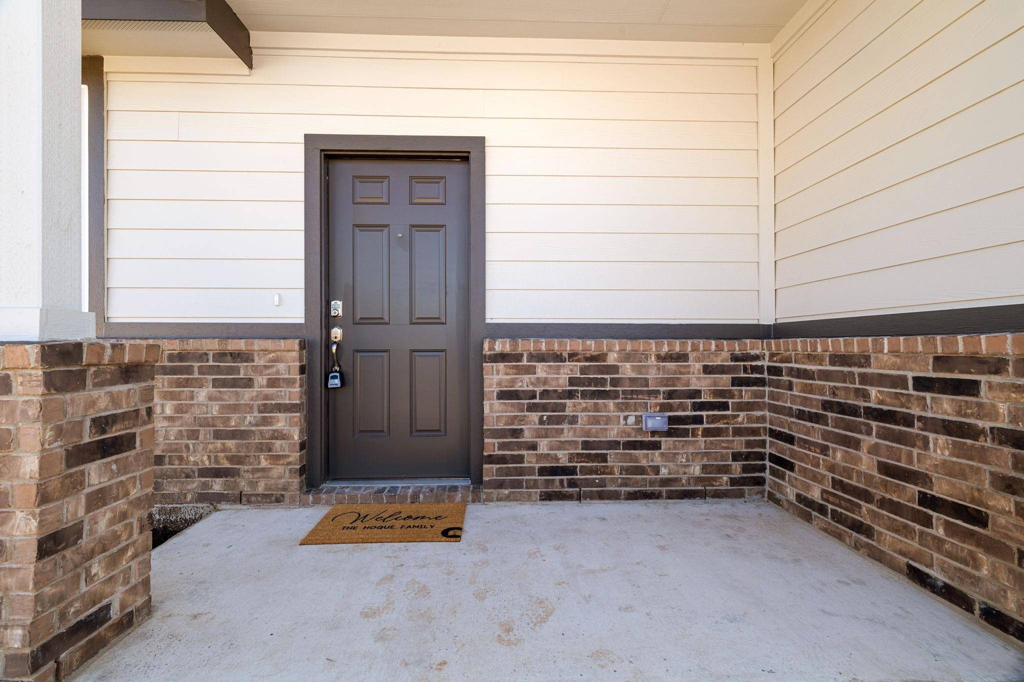 105 Bethany Creek DR, Hutto, TX 78634