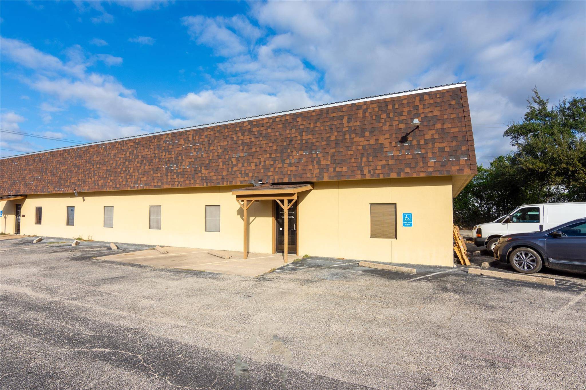 504 Leander RD, Georgetown, TX 78626