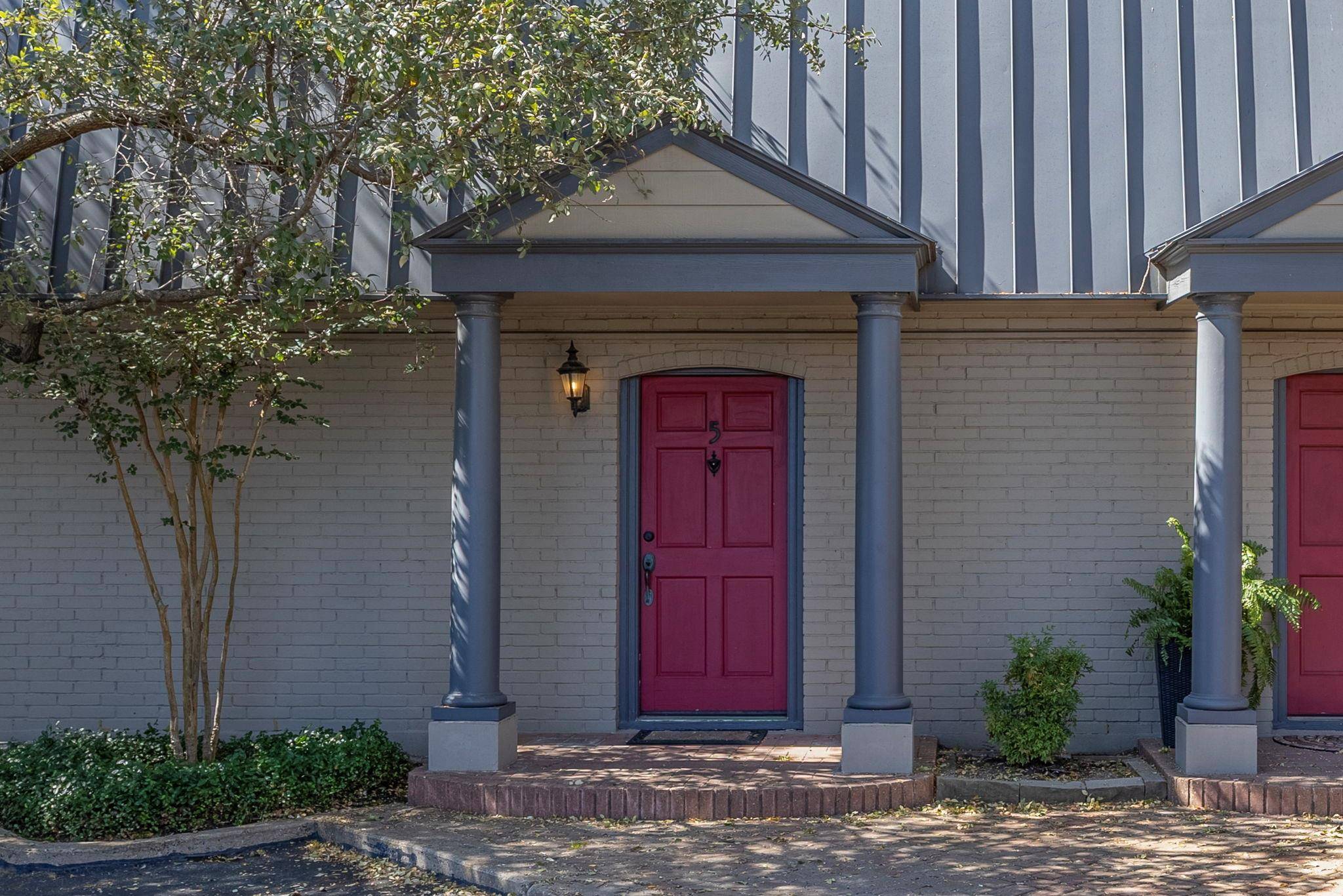 2500 Steck Ave #5, Austin, TX 78757