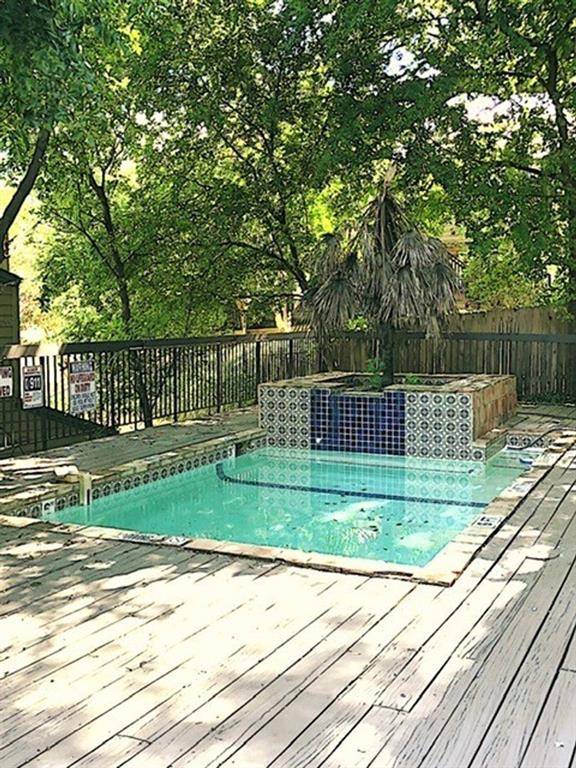 908 Poplar ST #202, Austin, TX 78705