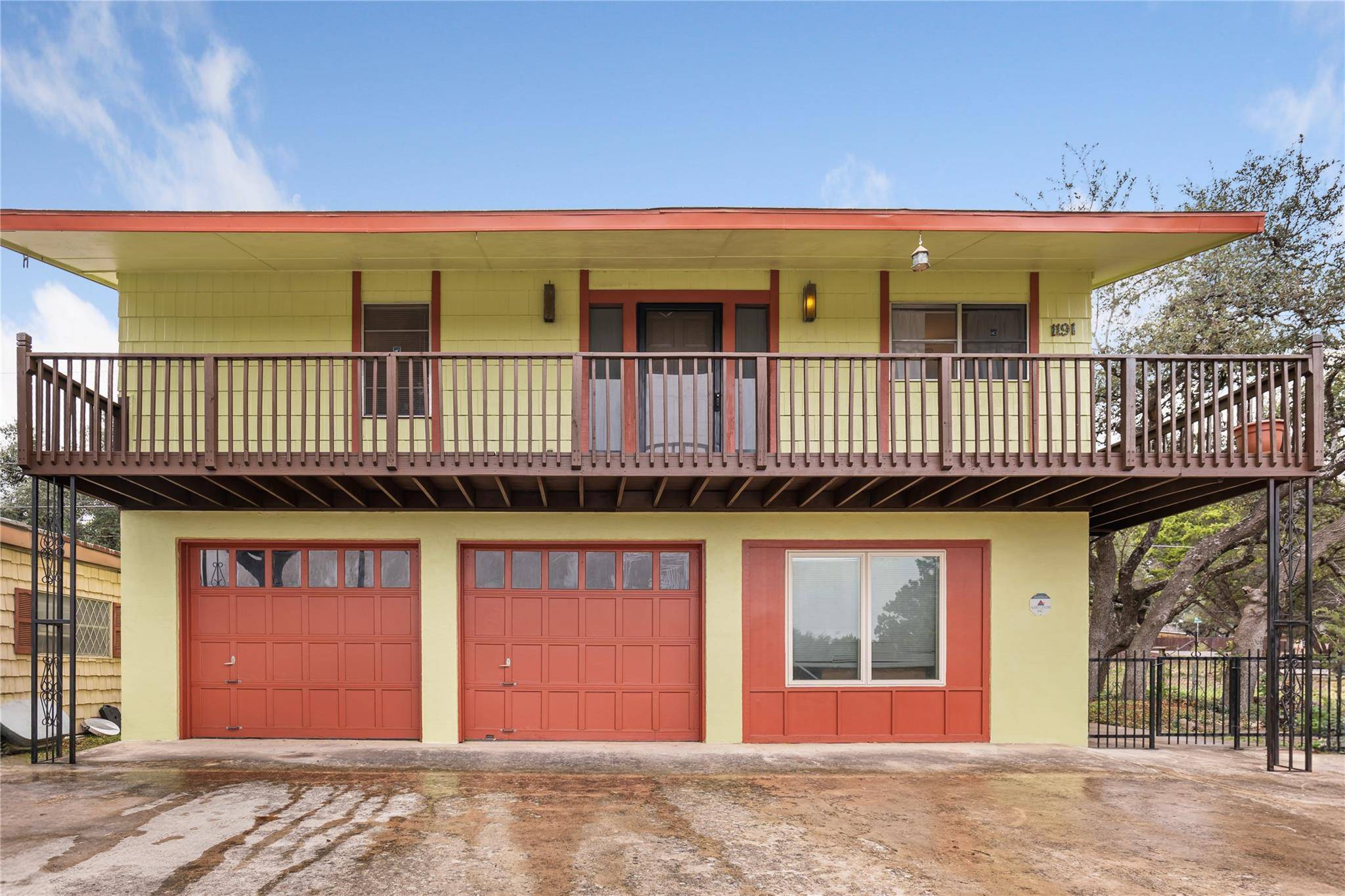1191 Dawnridge DR, Canyon Lake, TX 78133