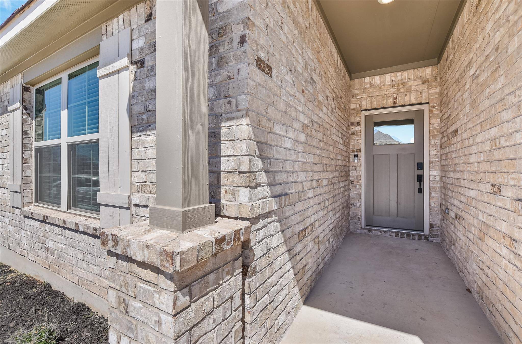 132 Periwinkle LN, Bastrop, TX 78602