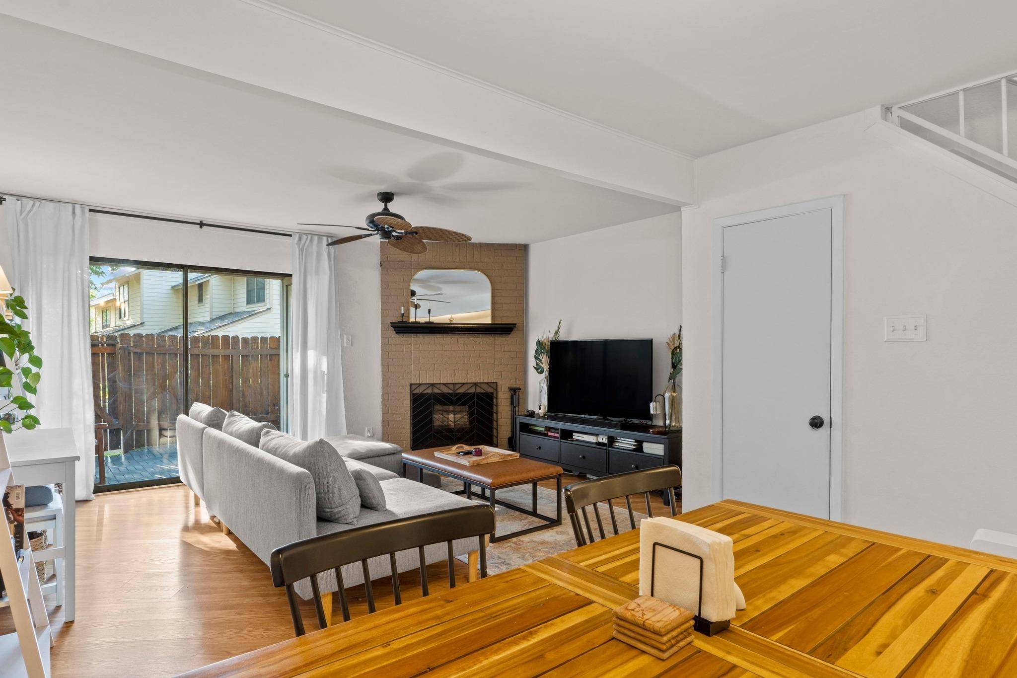 3801 Menchaca RD #5, Austin, TX 78704