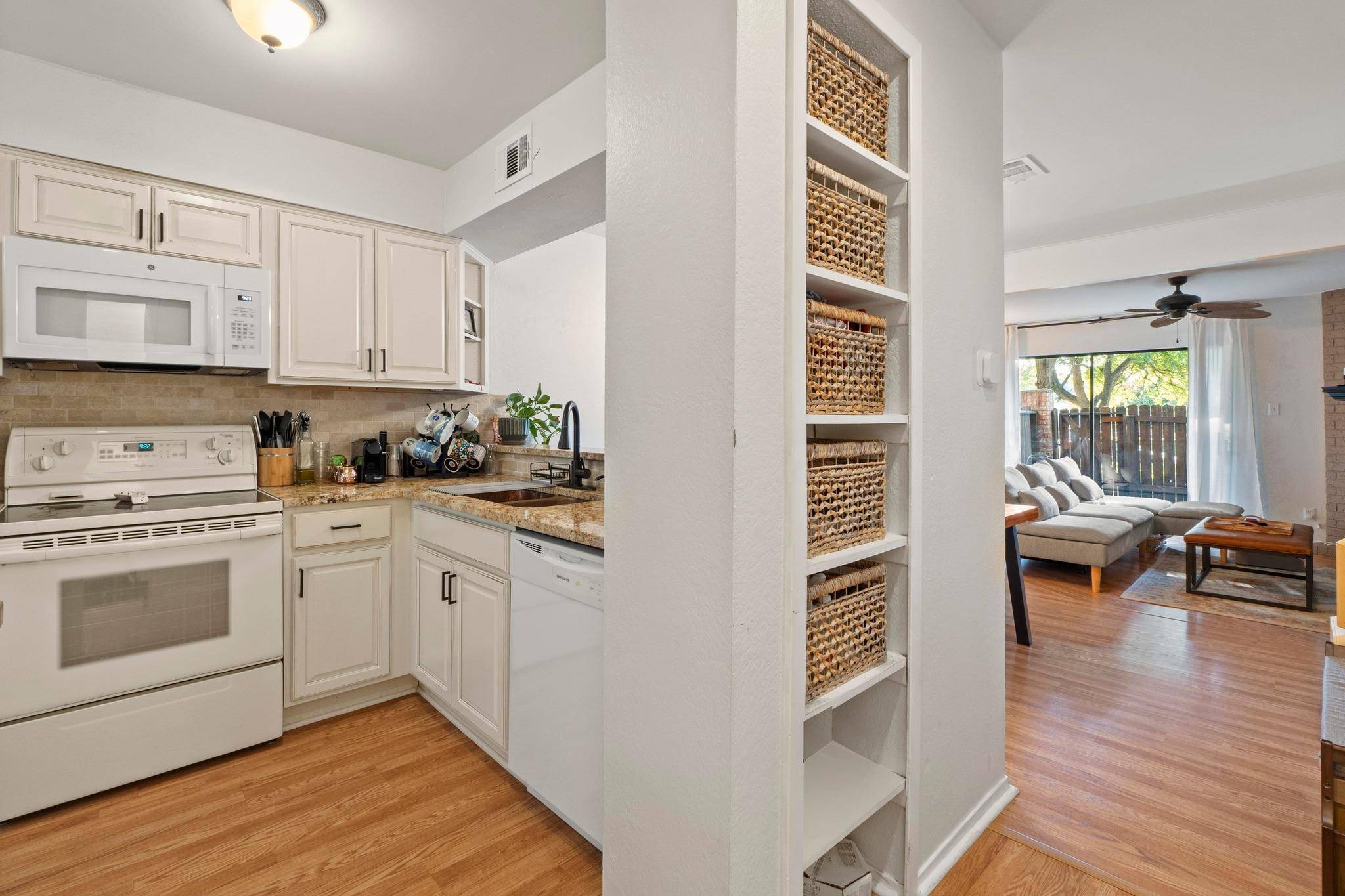 3801 Menchaca RD #5, Austin, TX 78704