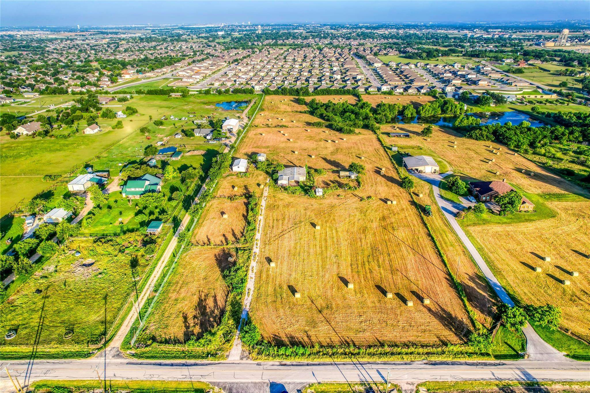 21602 Martin LN, Pflugerville, TX 78660