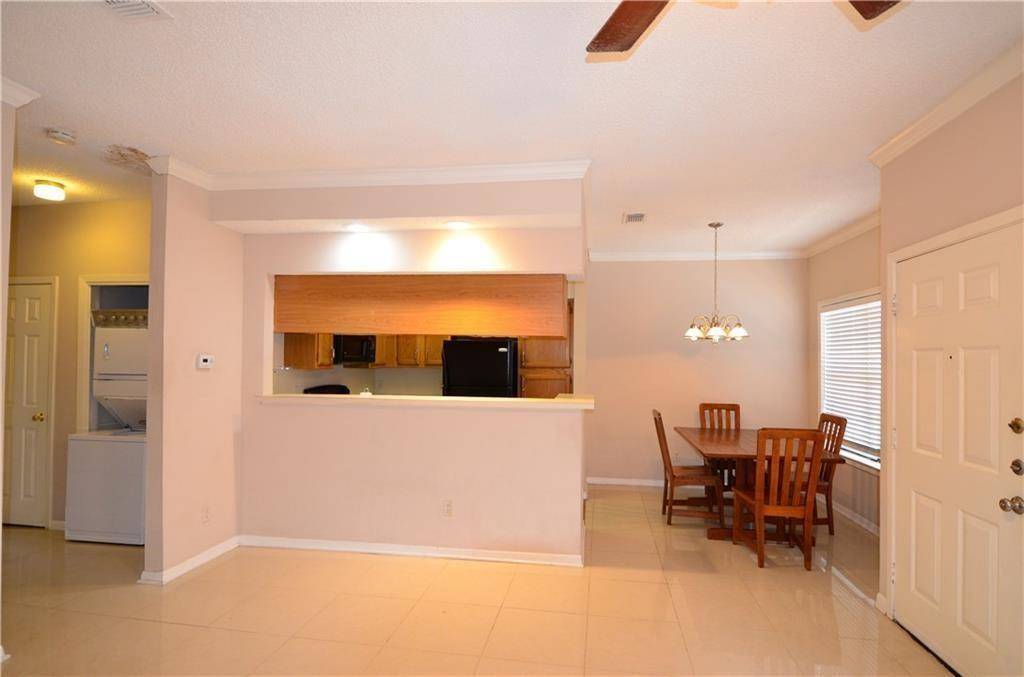 915 W 23rd ST #201, Austin, TX 78705