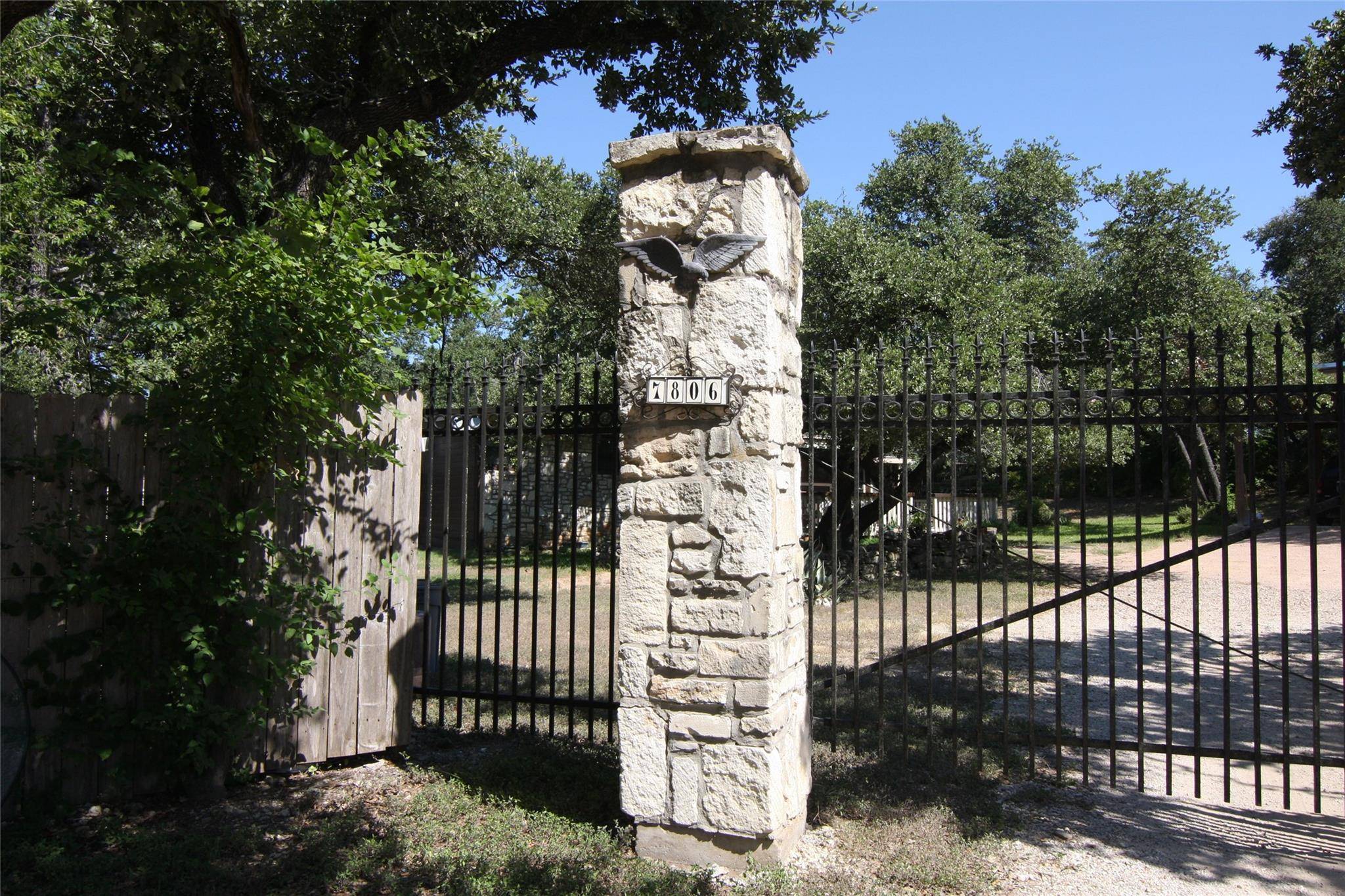 7806 & 7804 Indian Ridge DR, Austin, TX 78737