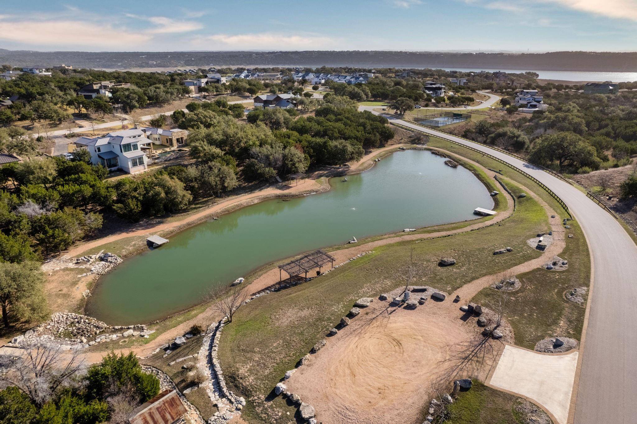 1708 Knights Chance LN, Spicewood, TX 78669