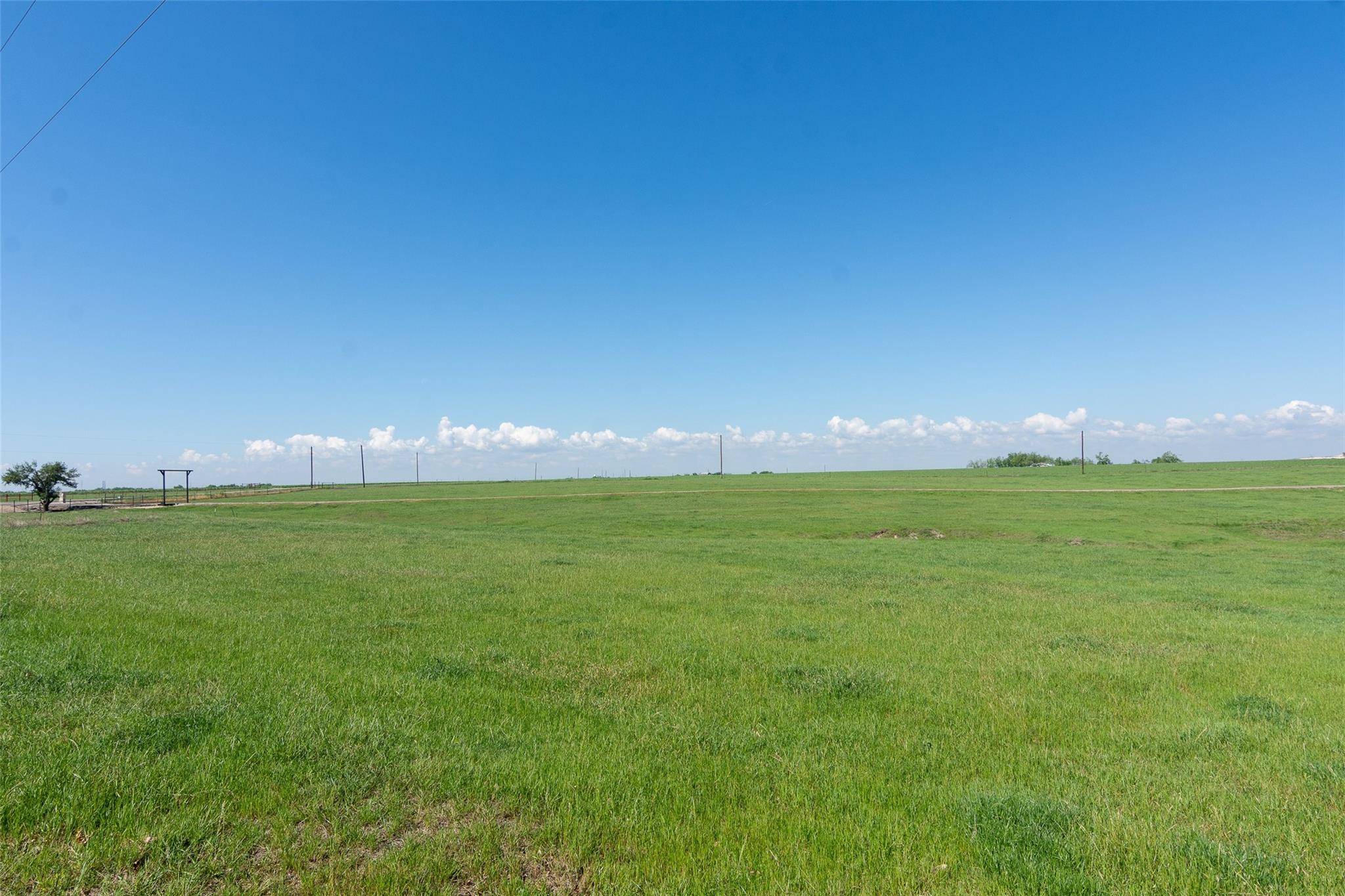 200,204, 210 County Road 160 RD, Taylor, TX 76574