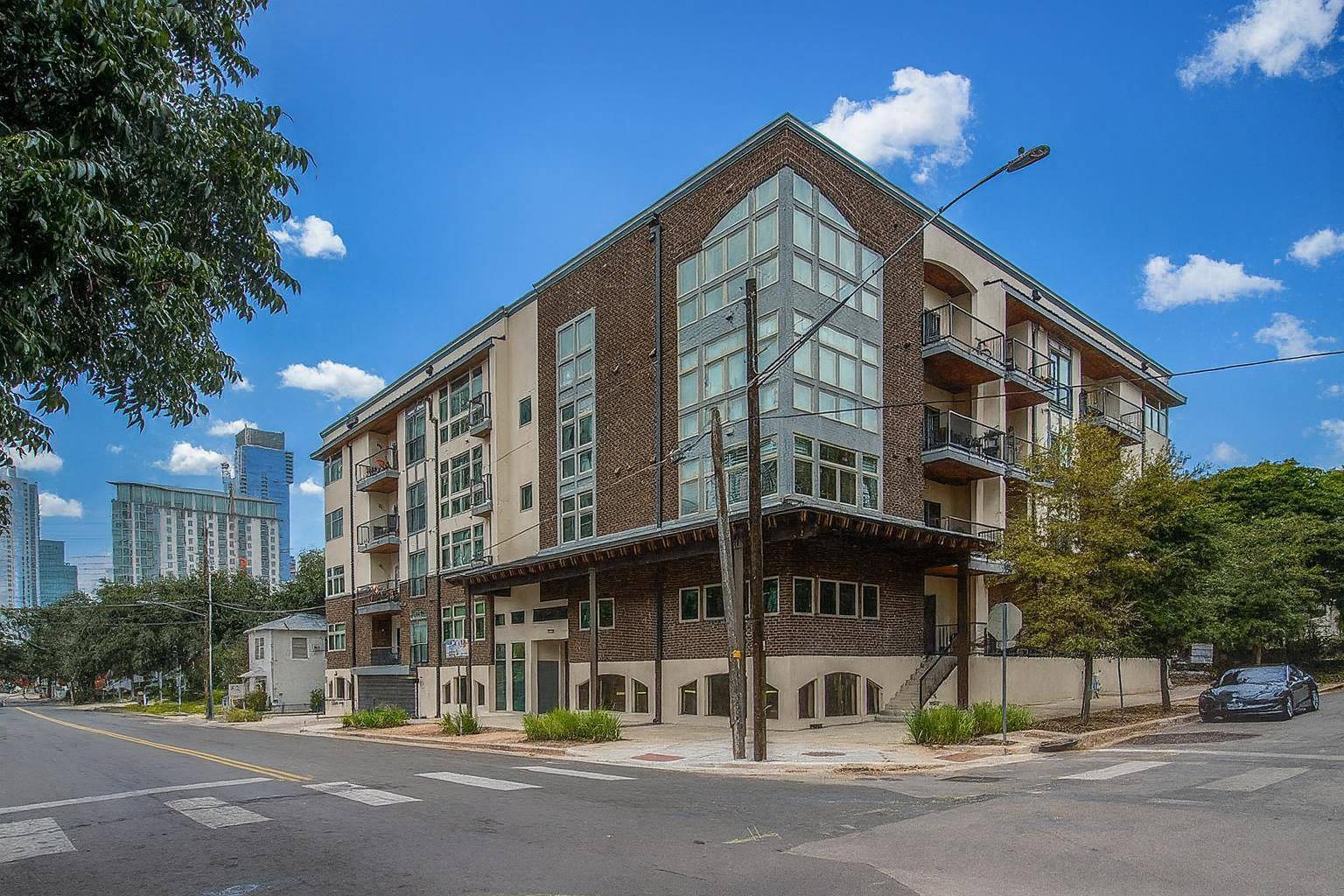908 Nueces ST #18, Austin, TX 78701