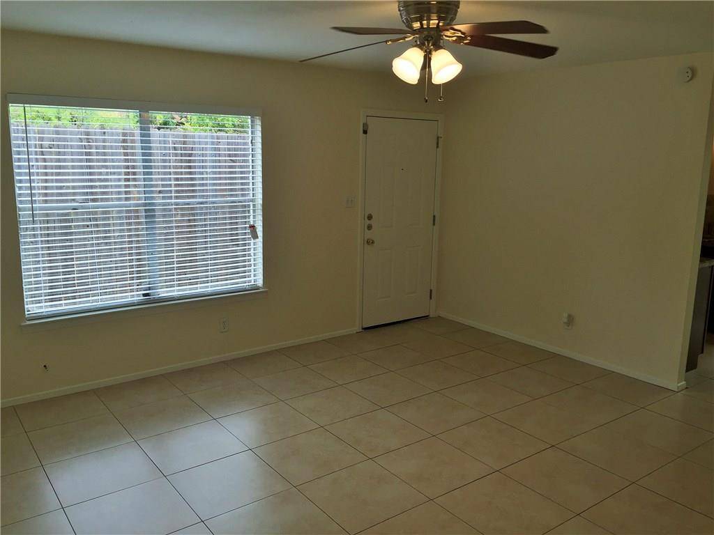 2616 Ektom DR #C, Austin, TX 78745