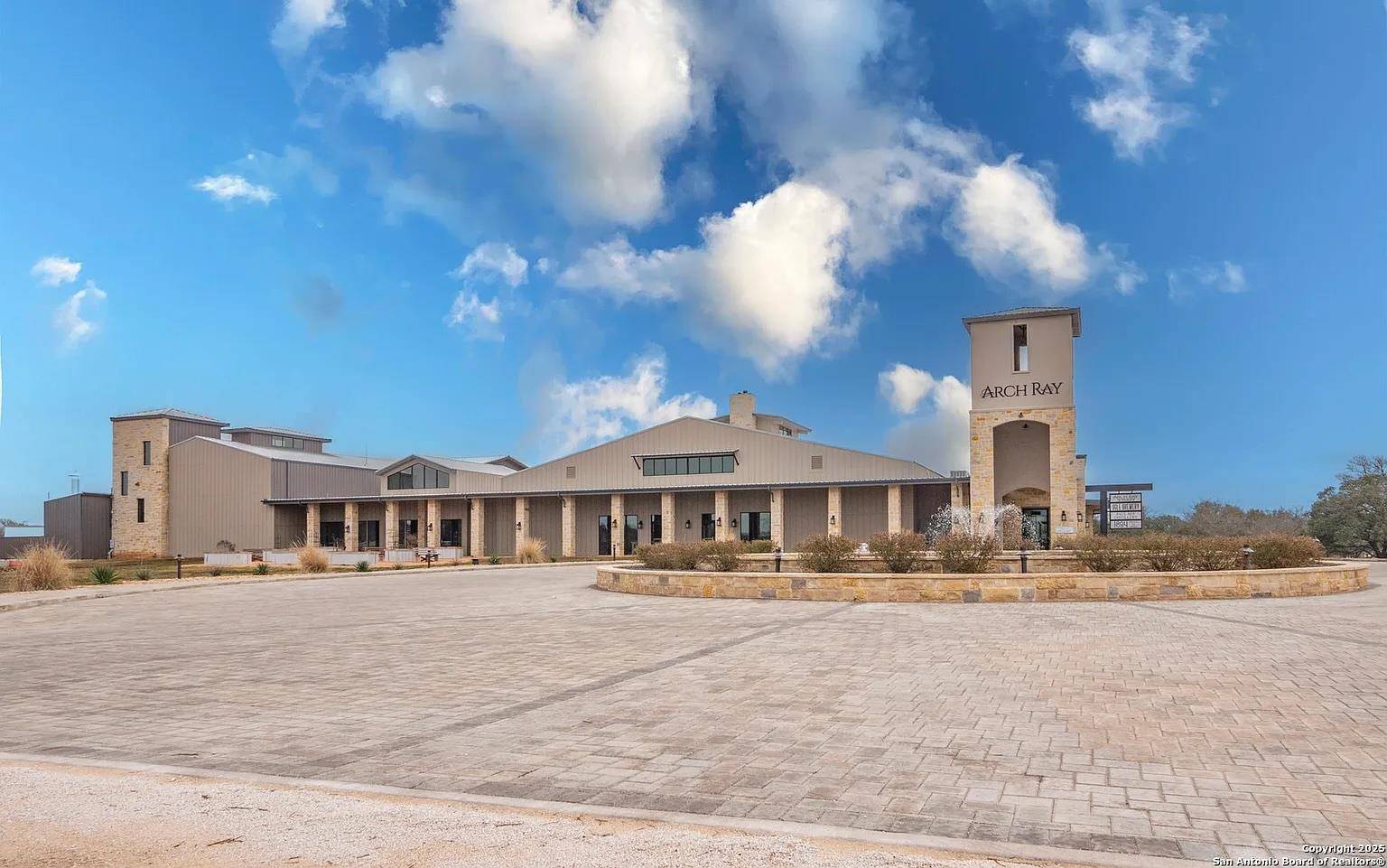5112 E US Highway 290 HWY #12, Fredericksburg, TX 78624