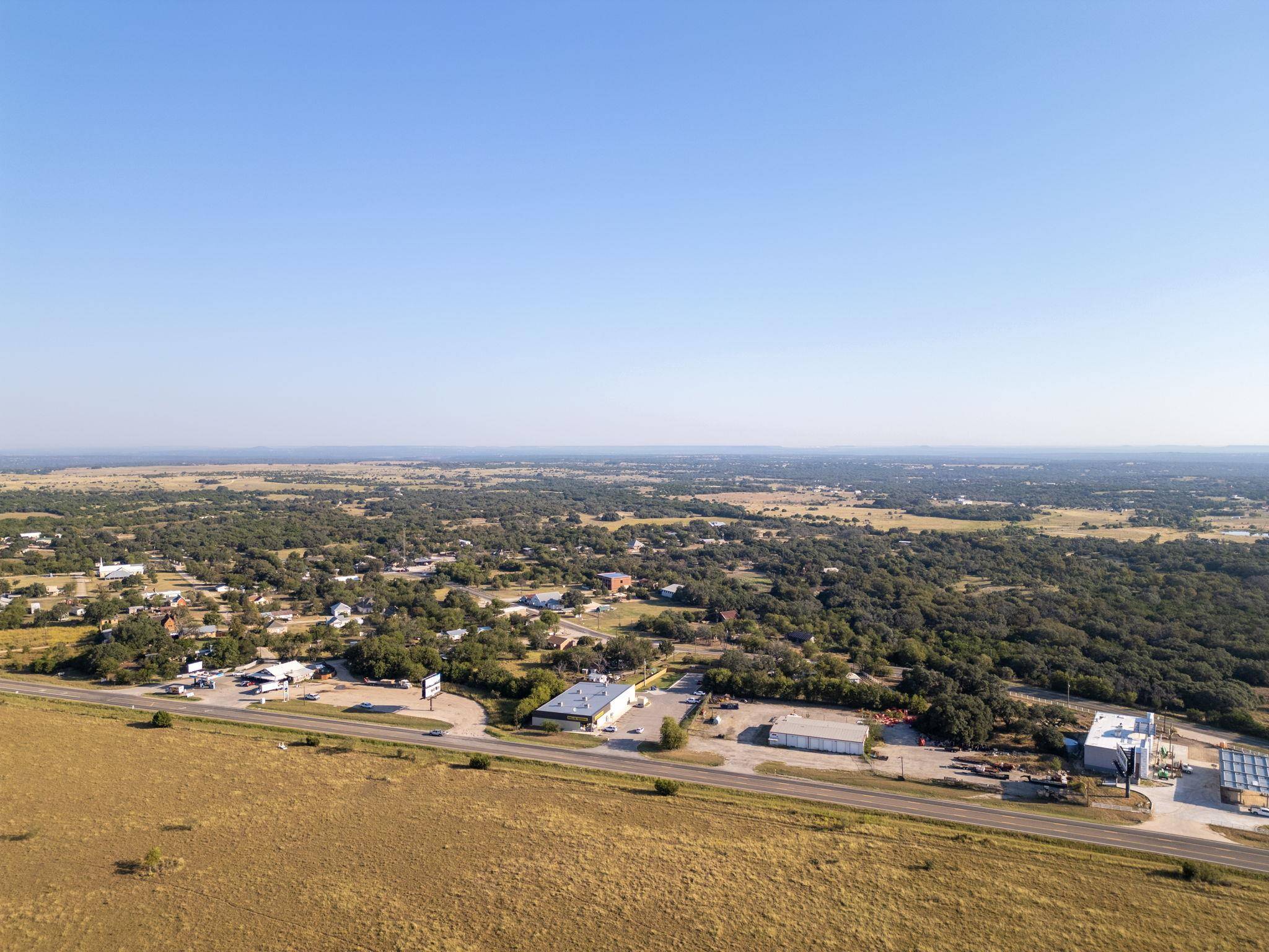 112 Loop 308, Briggs, TX 78608