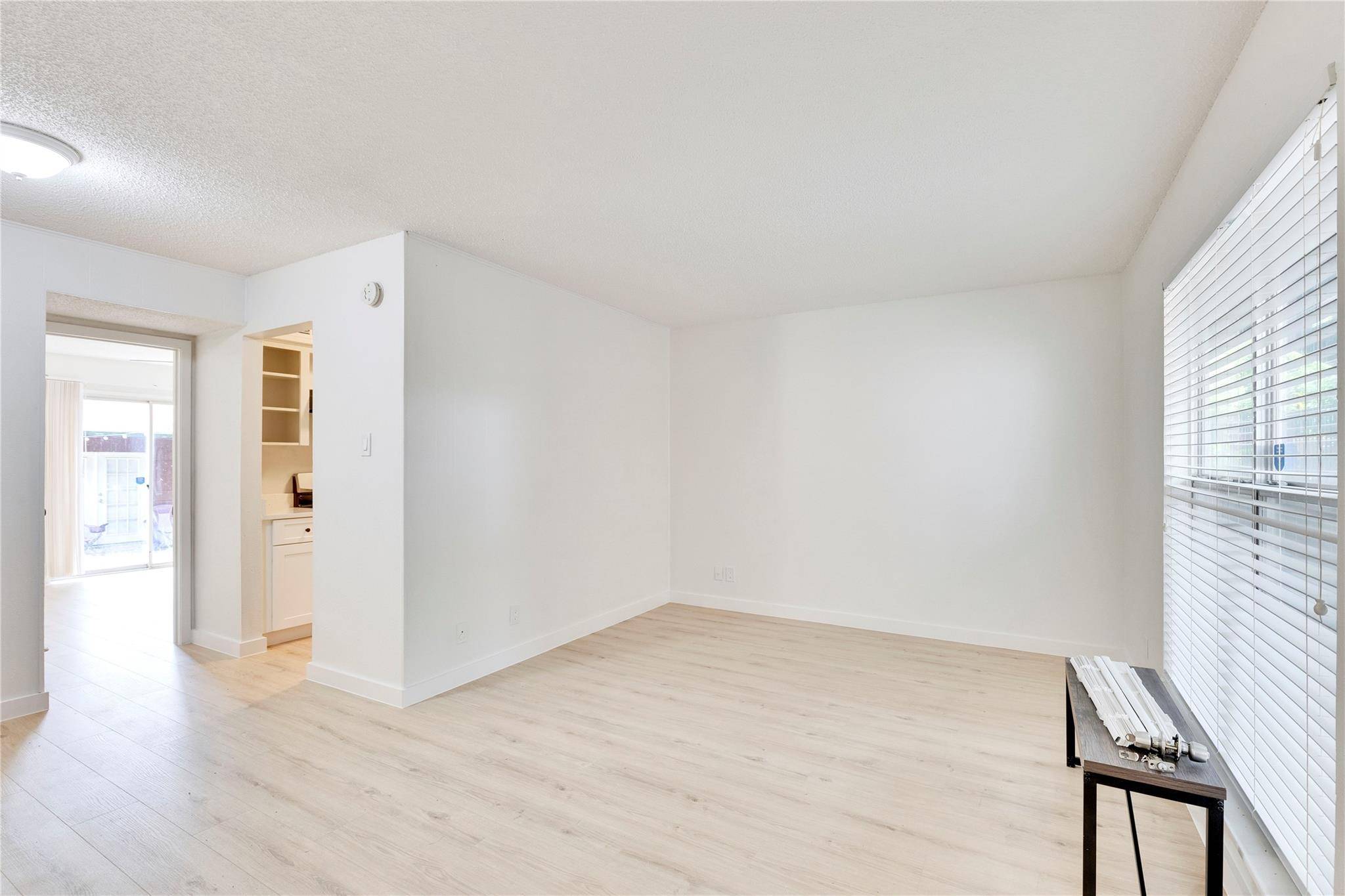 2314 Parker LN #12, Austin, TX 78741