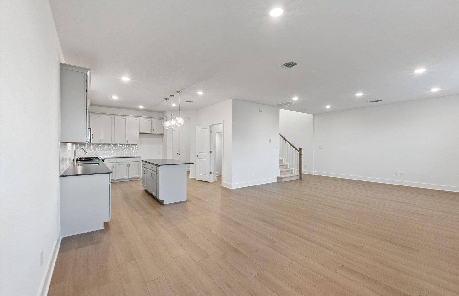 425 Bristlecone BND, Liberty Hill, TX 78642