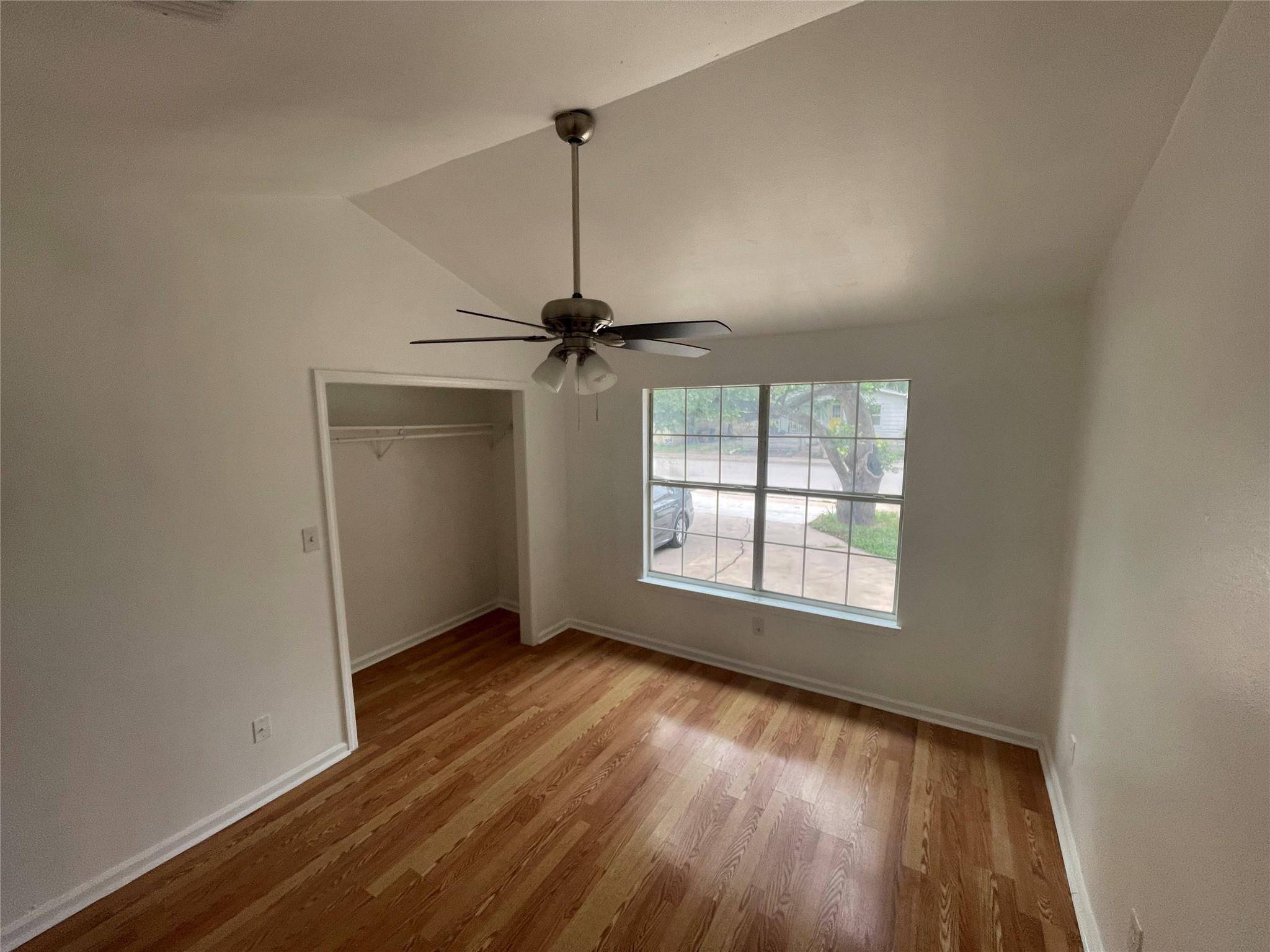 2808 Lyon RD #A, Austin, TX 78702