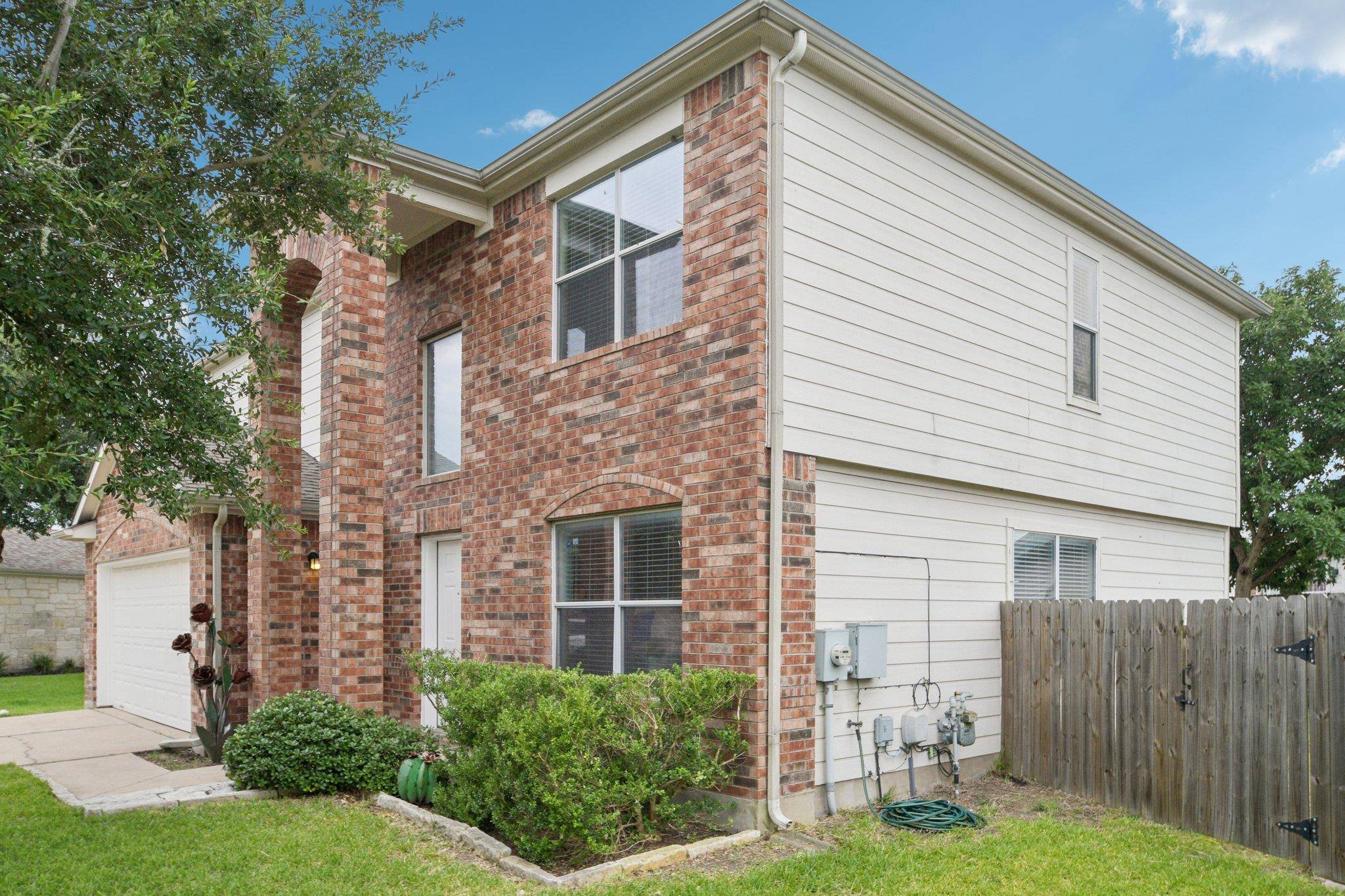 14408 E Gurneys Eagle DR, Elgin, TX 78621