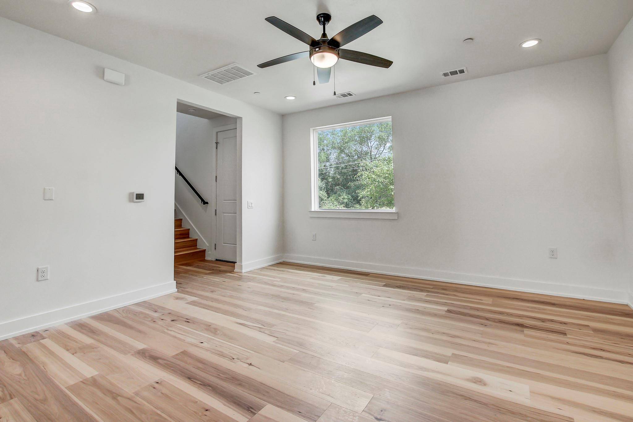 4127 E 12th ST #4, Austin, TX 78721
