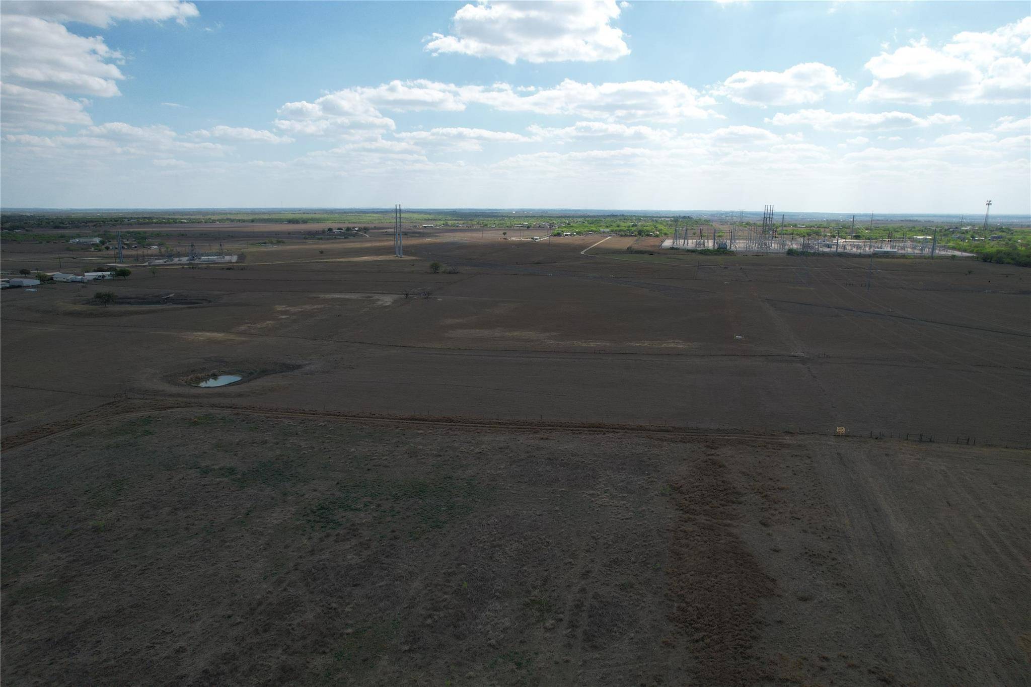 696 Williamson RD, Lockhart, TX 78644