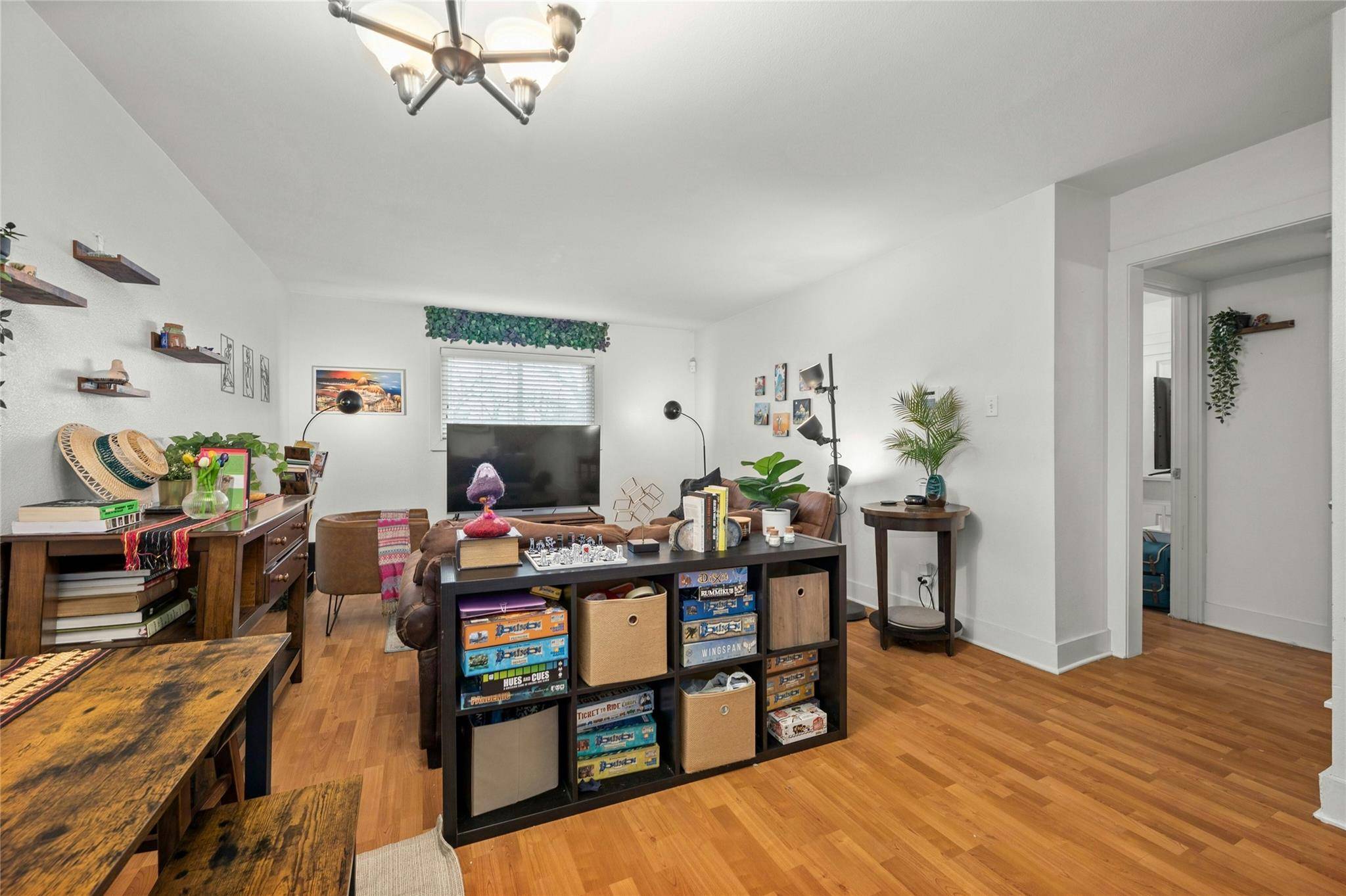 3815 Guadalupe #207, Austin, TX 78751