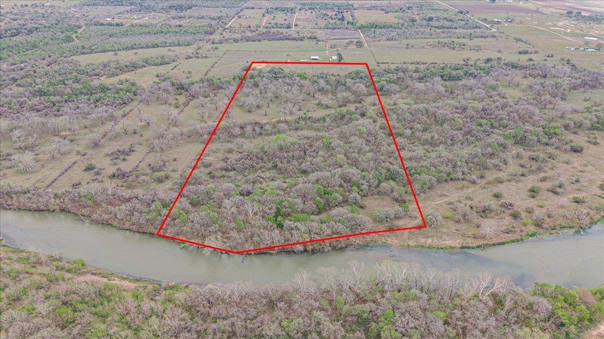 TBD TBD, Smithville, TX 78957