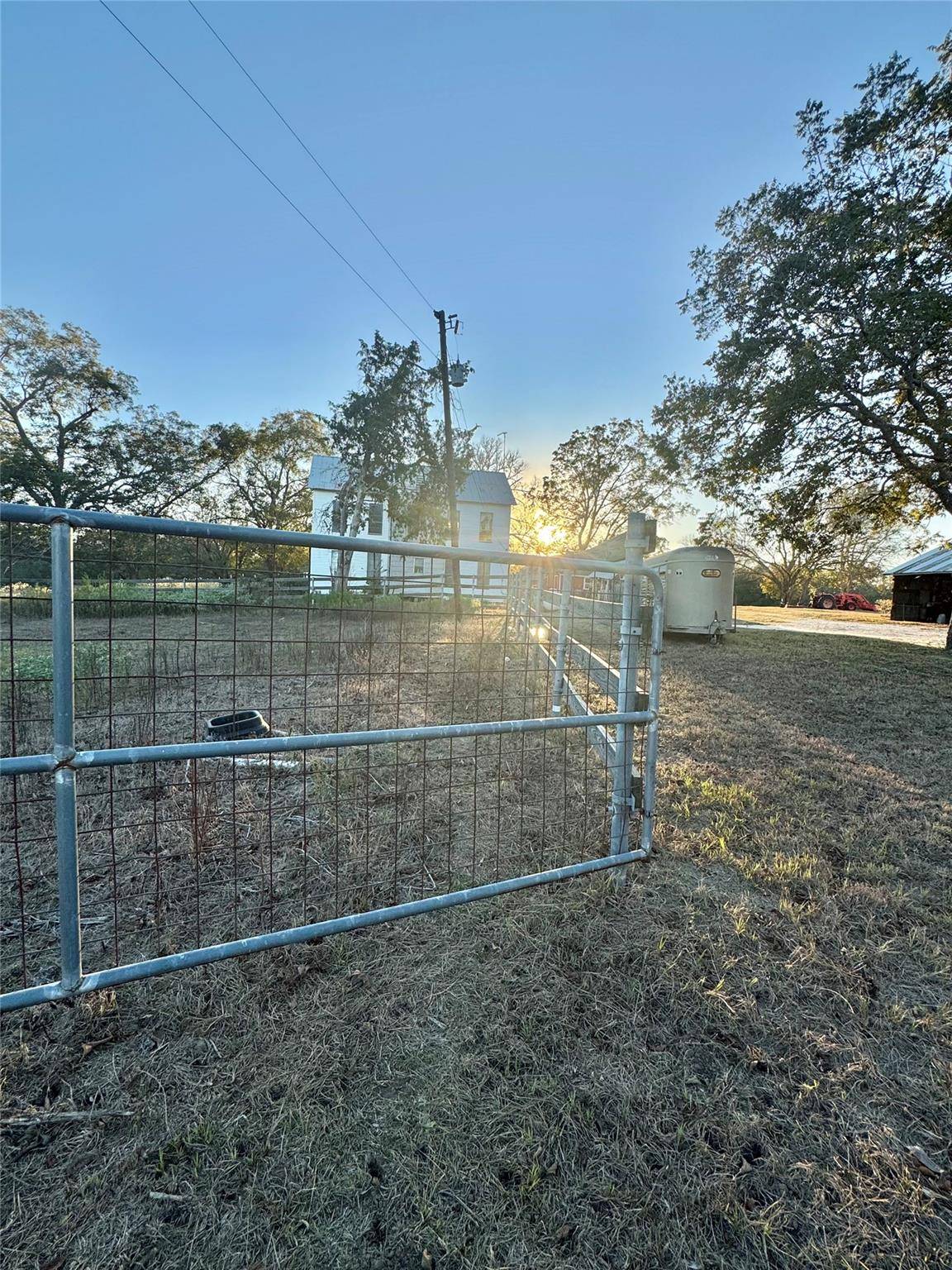 2636 E FM 532, Schulenburg, TX 78956