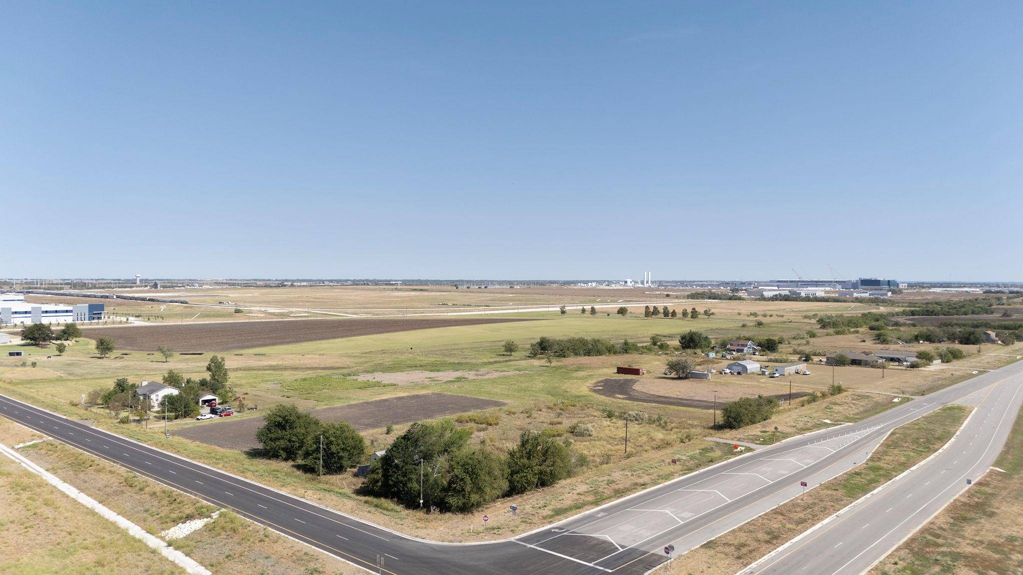 1451 Fm 3349 RD, Taylor, TX 76574