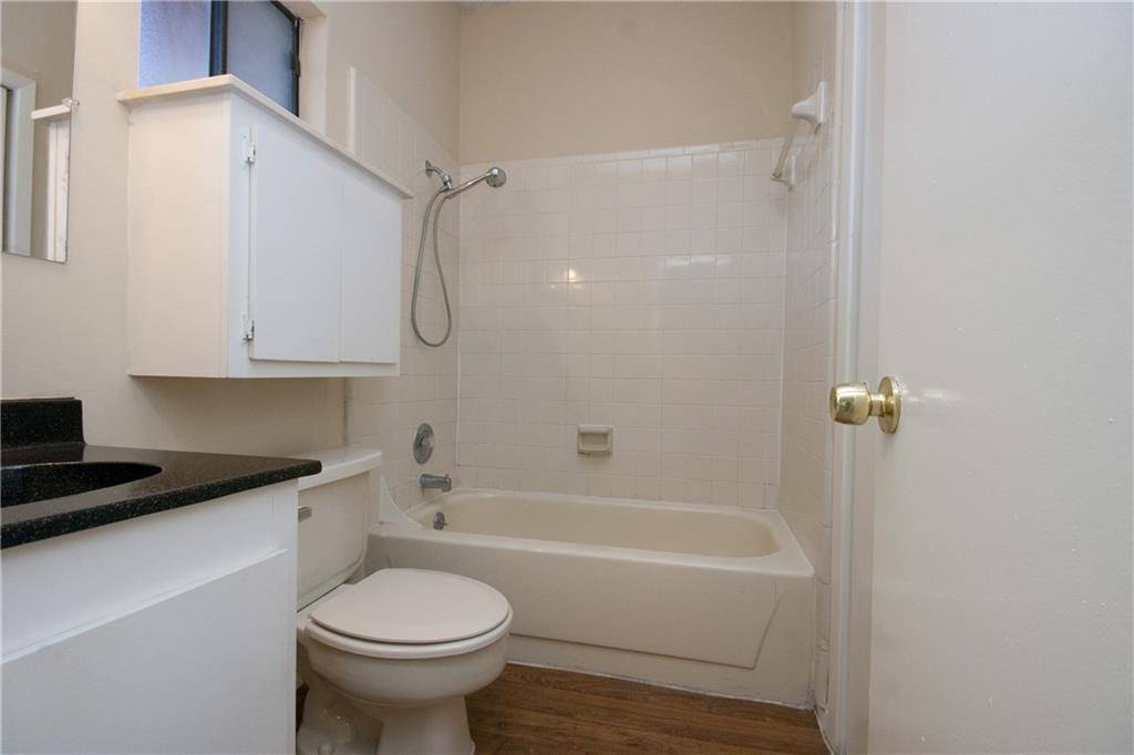 2818 Nueces ST #302, Austin, TX 78705