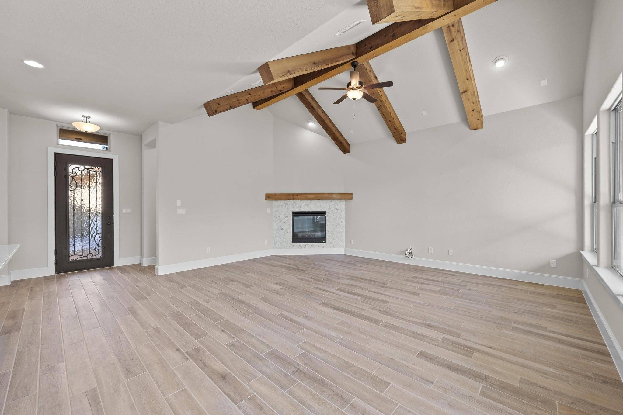 604 Bottlebrush DR, Georgetown, TX 78628