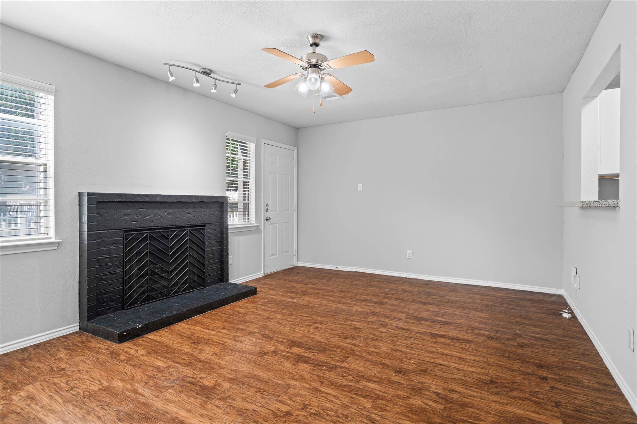 1806 River Crossing CR CIR #A, Austin, TX 78741