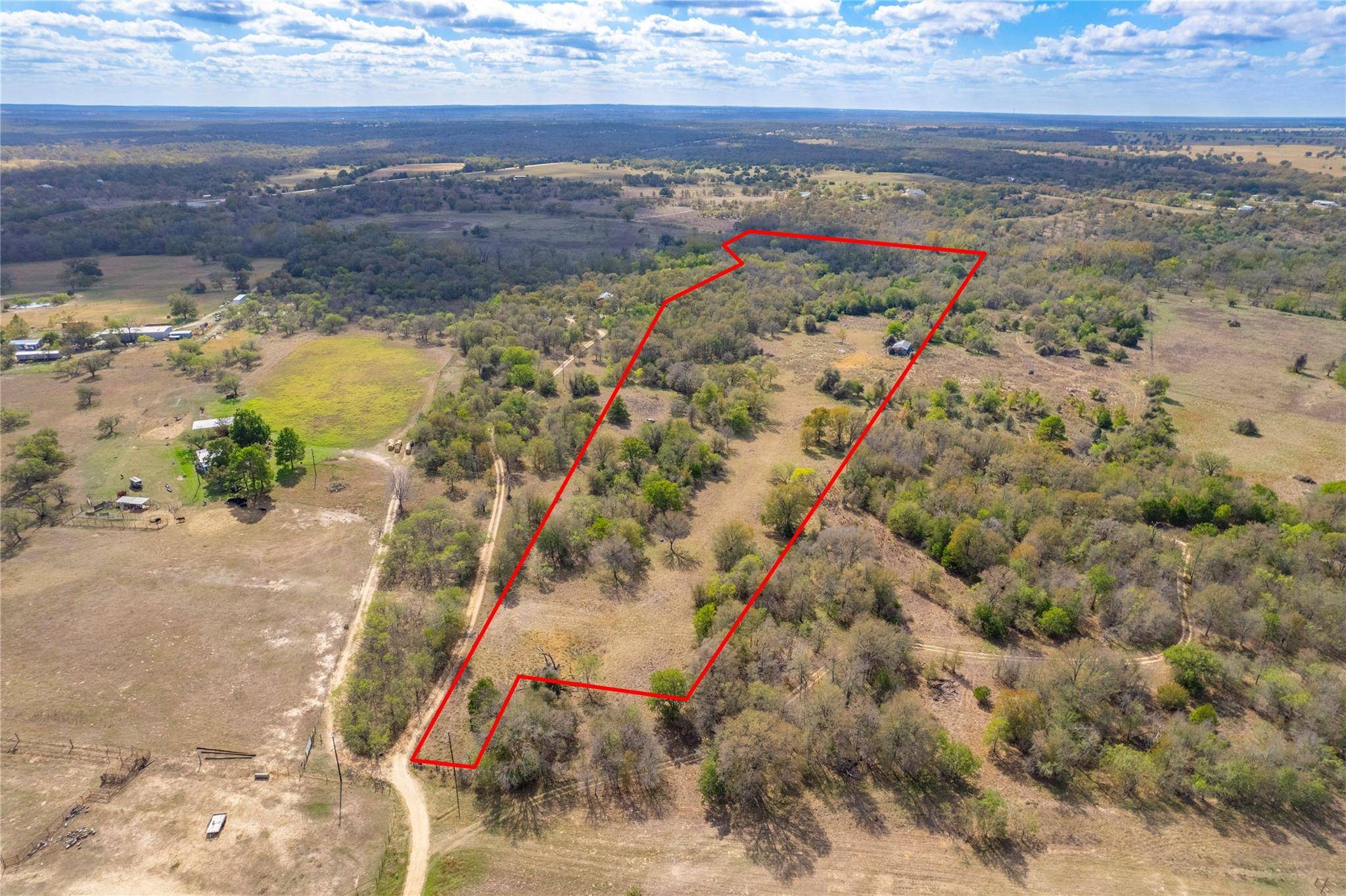 000 Armadillo LN, Bastrop, TX 78602