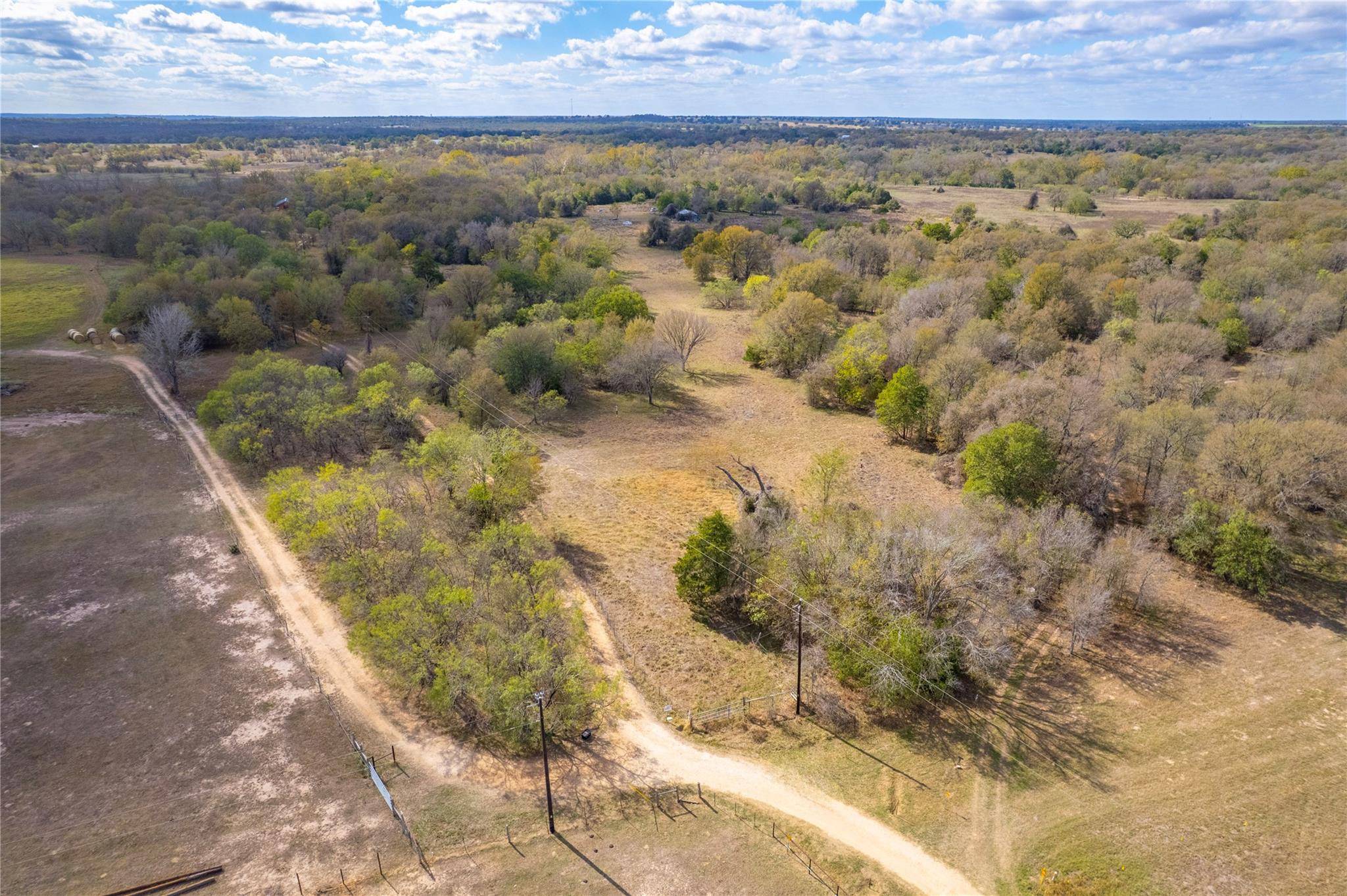 000 Armadillo LN, Bastrop, TX 78602