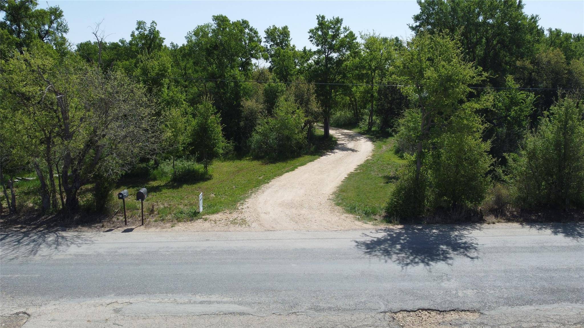 240 County Road 344, Jarrell, TX 76537