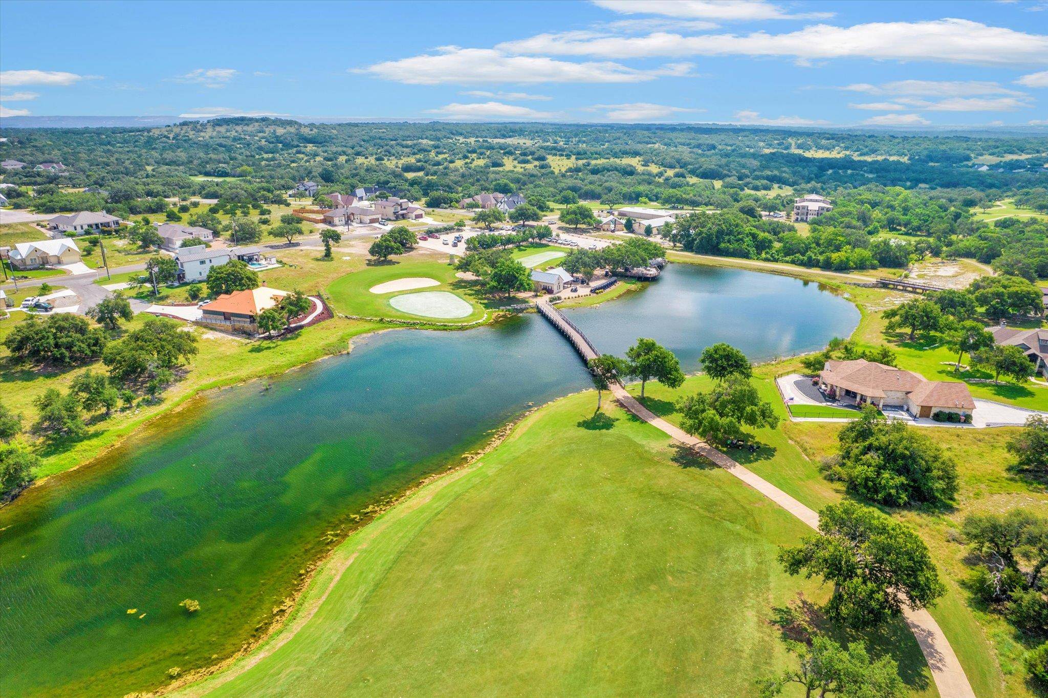 121 S JESSE STIFF DR, Blanco, TX 78606