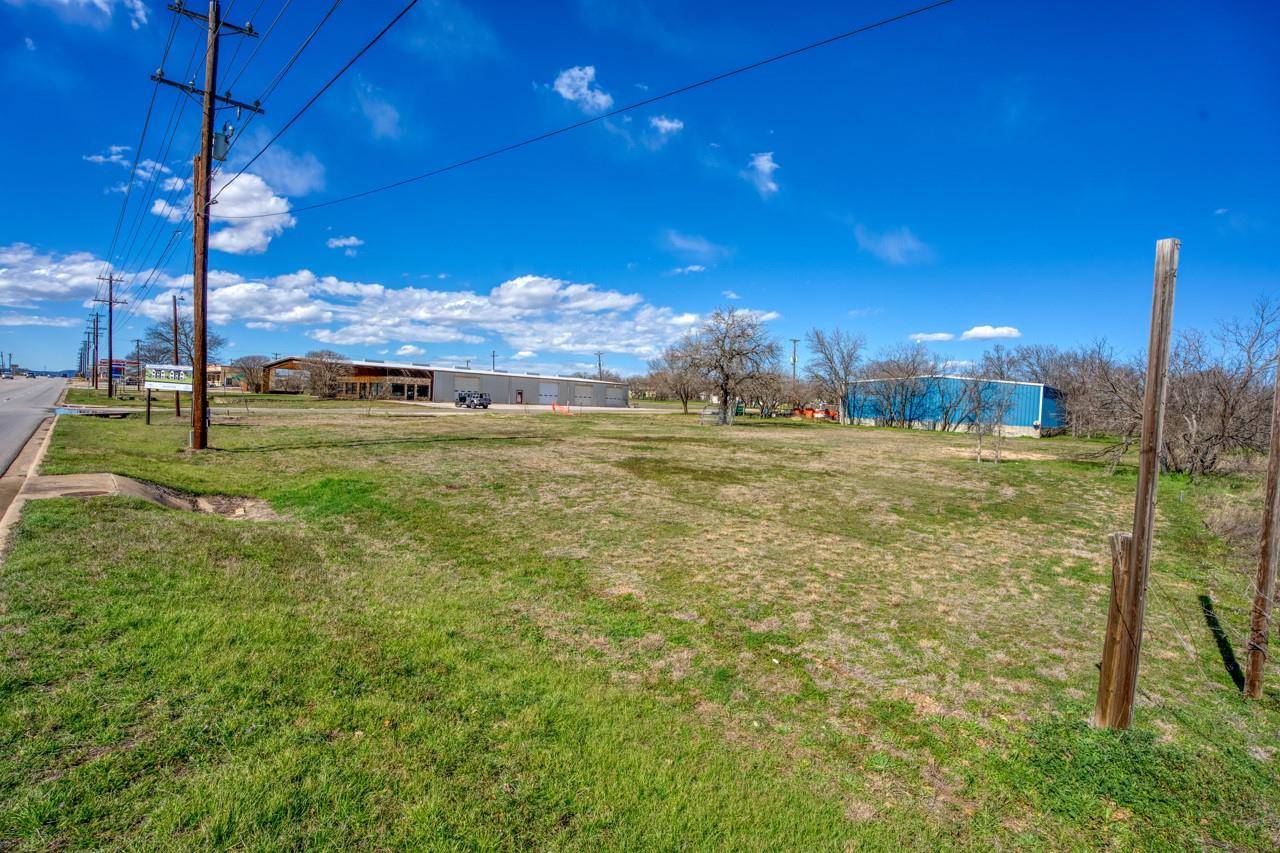 101 Windsong ST, Granite Shoals, TX 78654