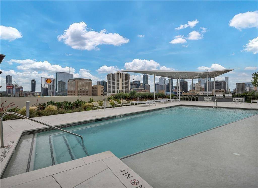 800 Embassy DR #412, Austin, TX 78702