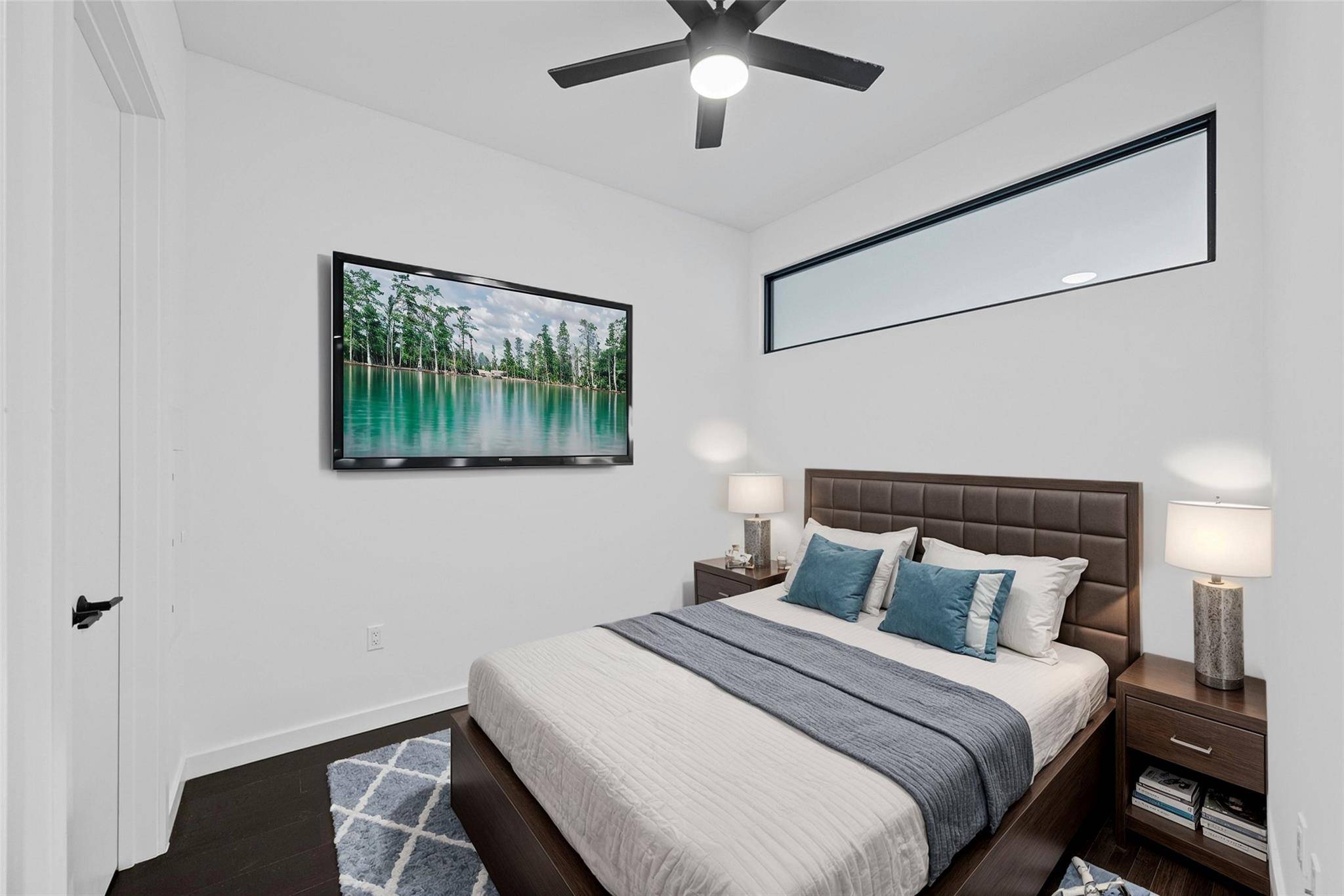 800 Embassy DR #412, Austin, TX 78702