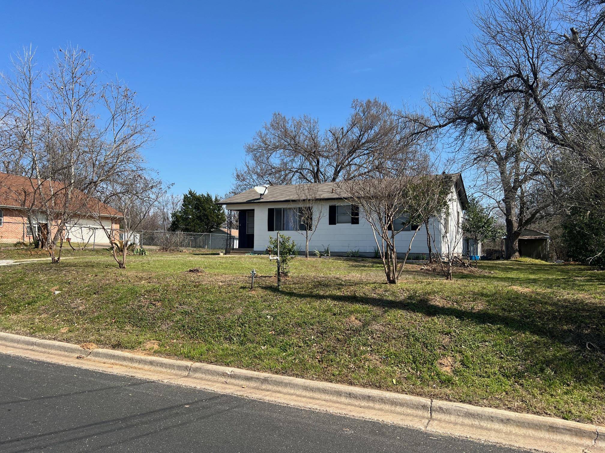 519 S Martin Luther King Jr BLVD, Elgin, TX 78621