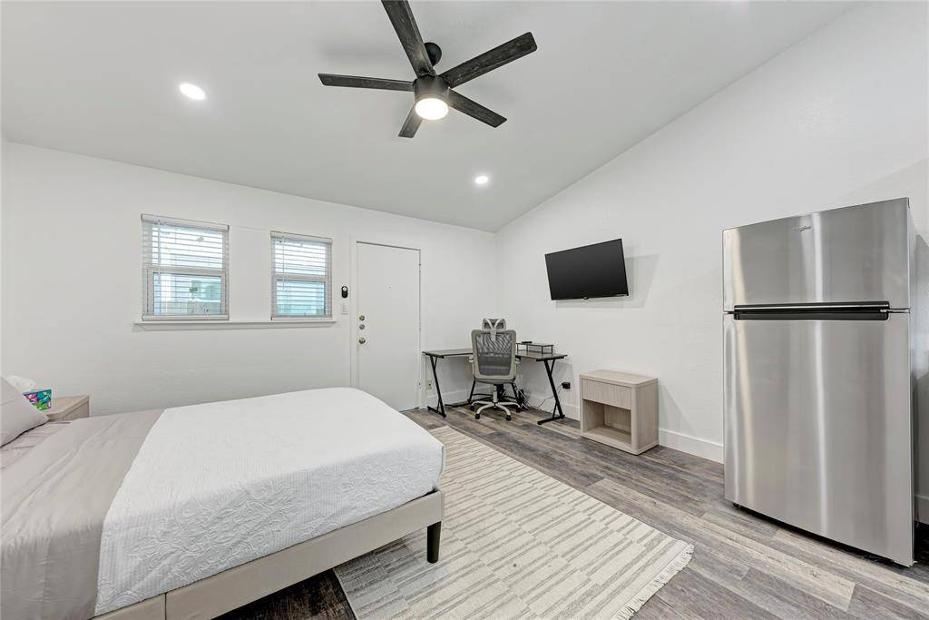 2302 Leon Leon ST #6, Austin, TX 78705