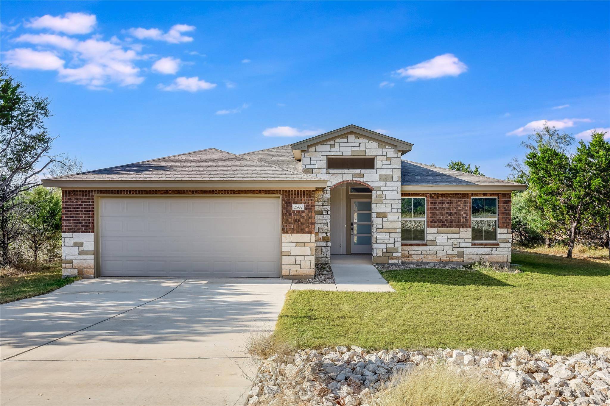 2502 Truman DR, Lago Vista, TX 78645