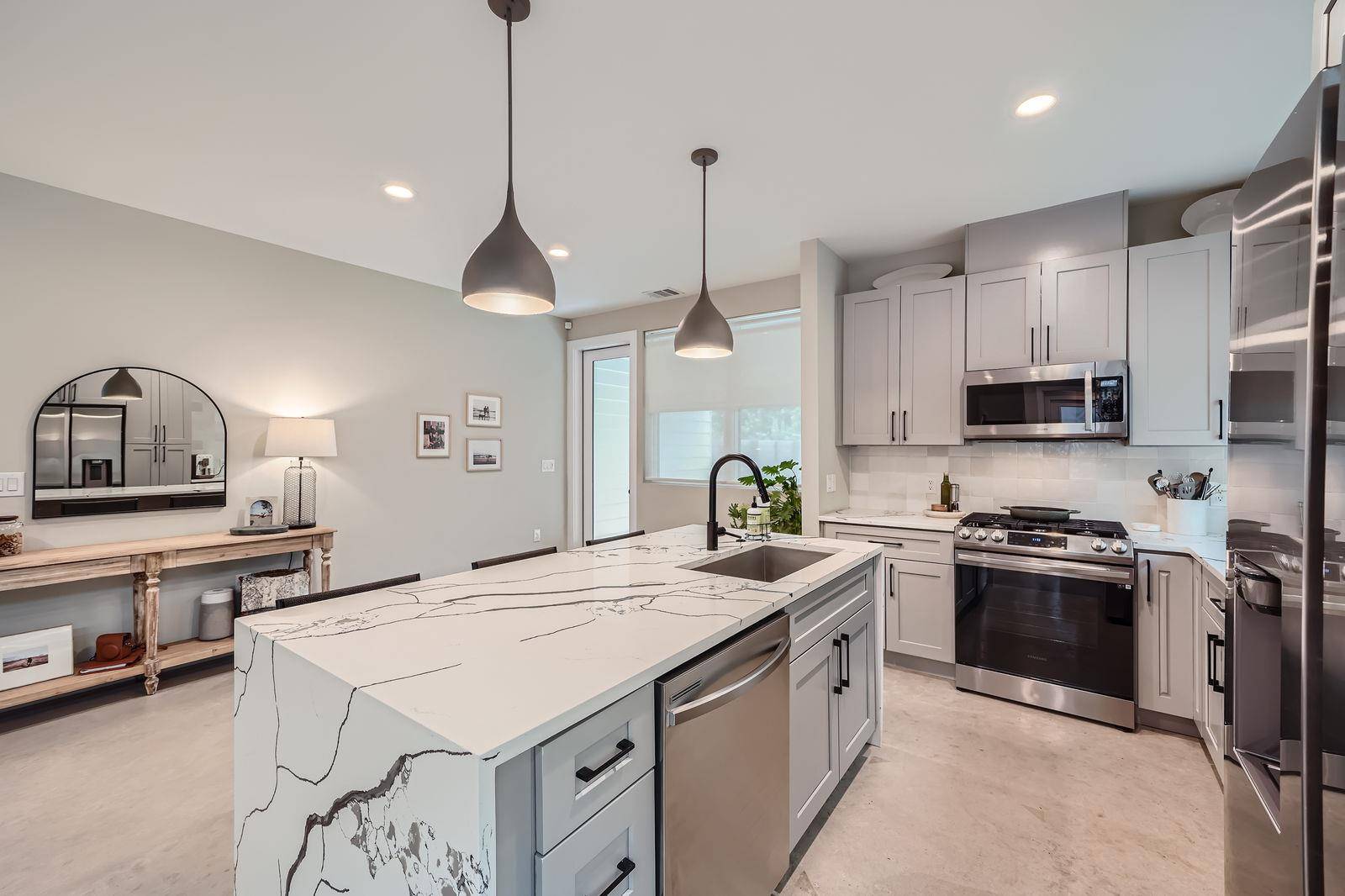 7507 Bethune Ave #B, Austin, TX 78752
