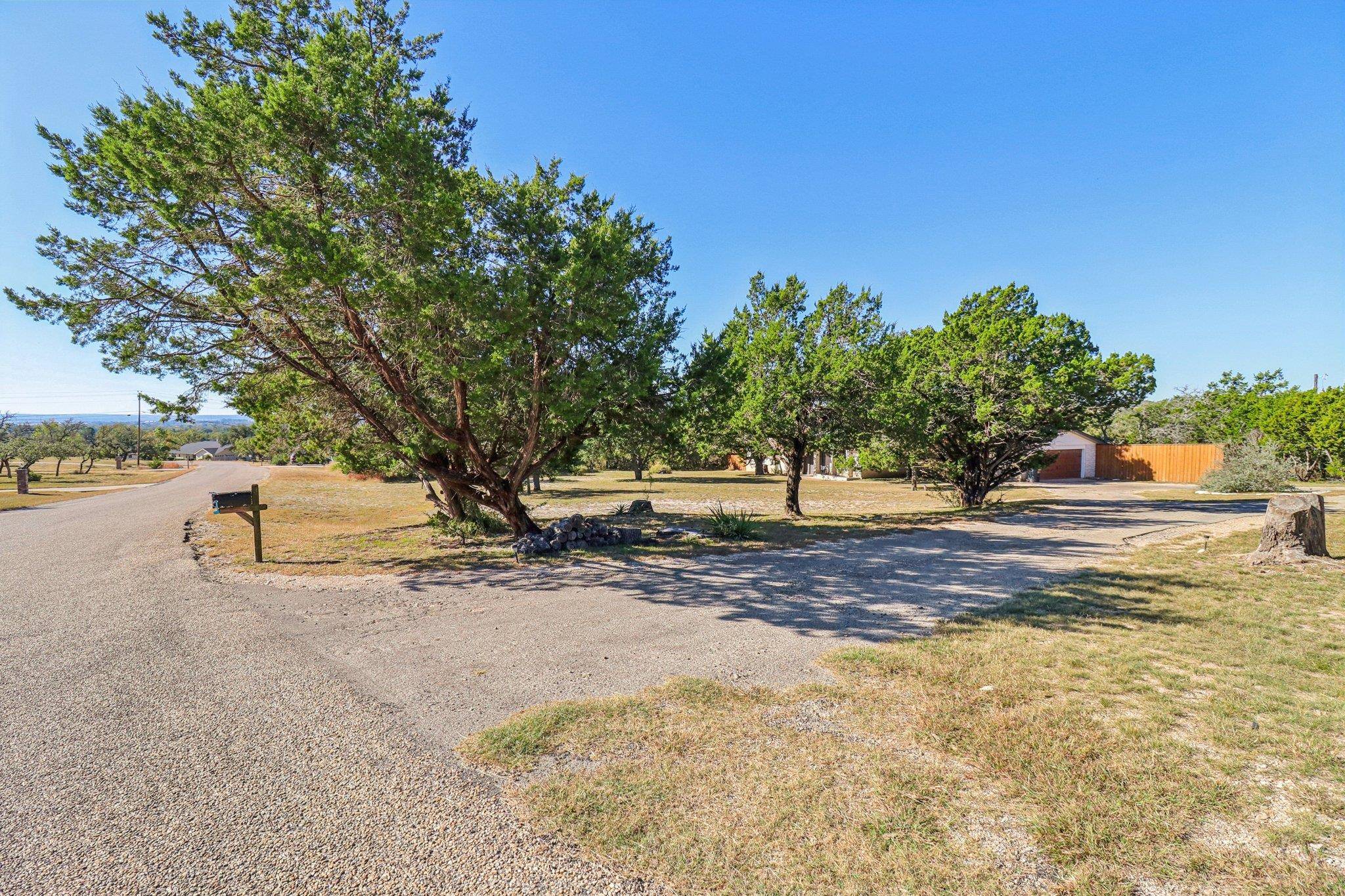 205 Northwood Hills DR, Fredericksburg, TX 78624