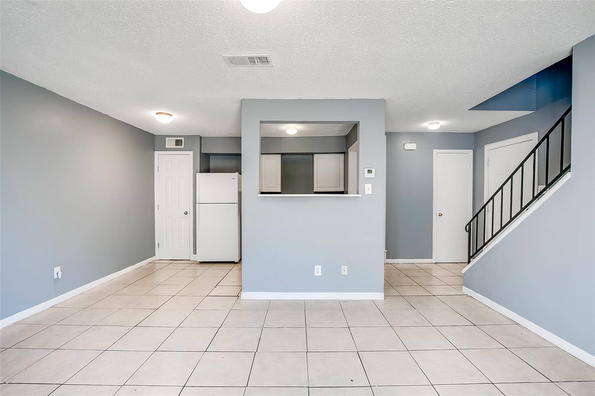 2215 Missionhill DR #104, Austin, TX 78741