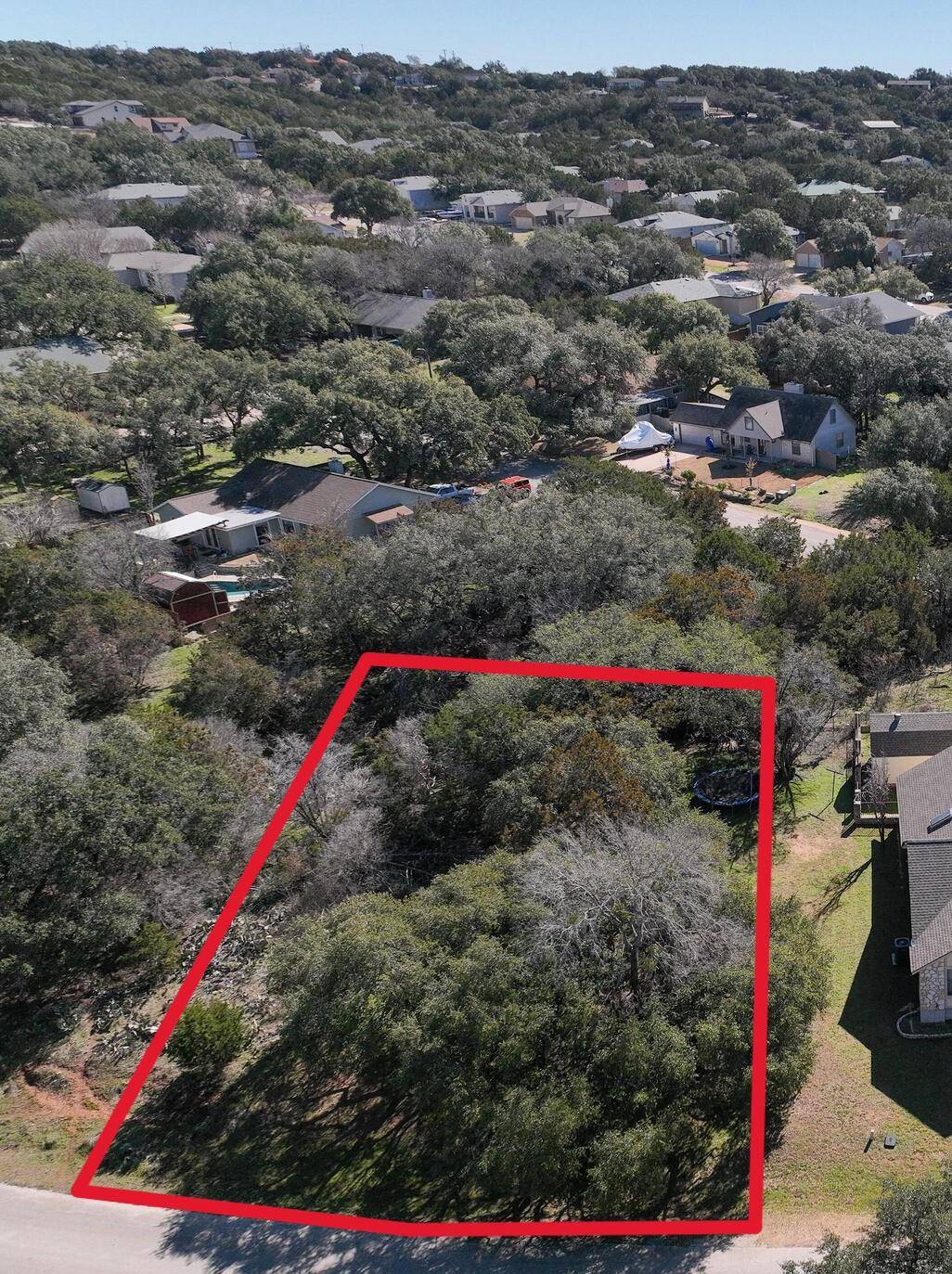 3003 Patriot DR, Lago Vista, TX 78645
